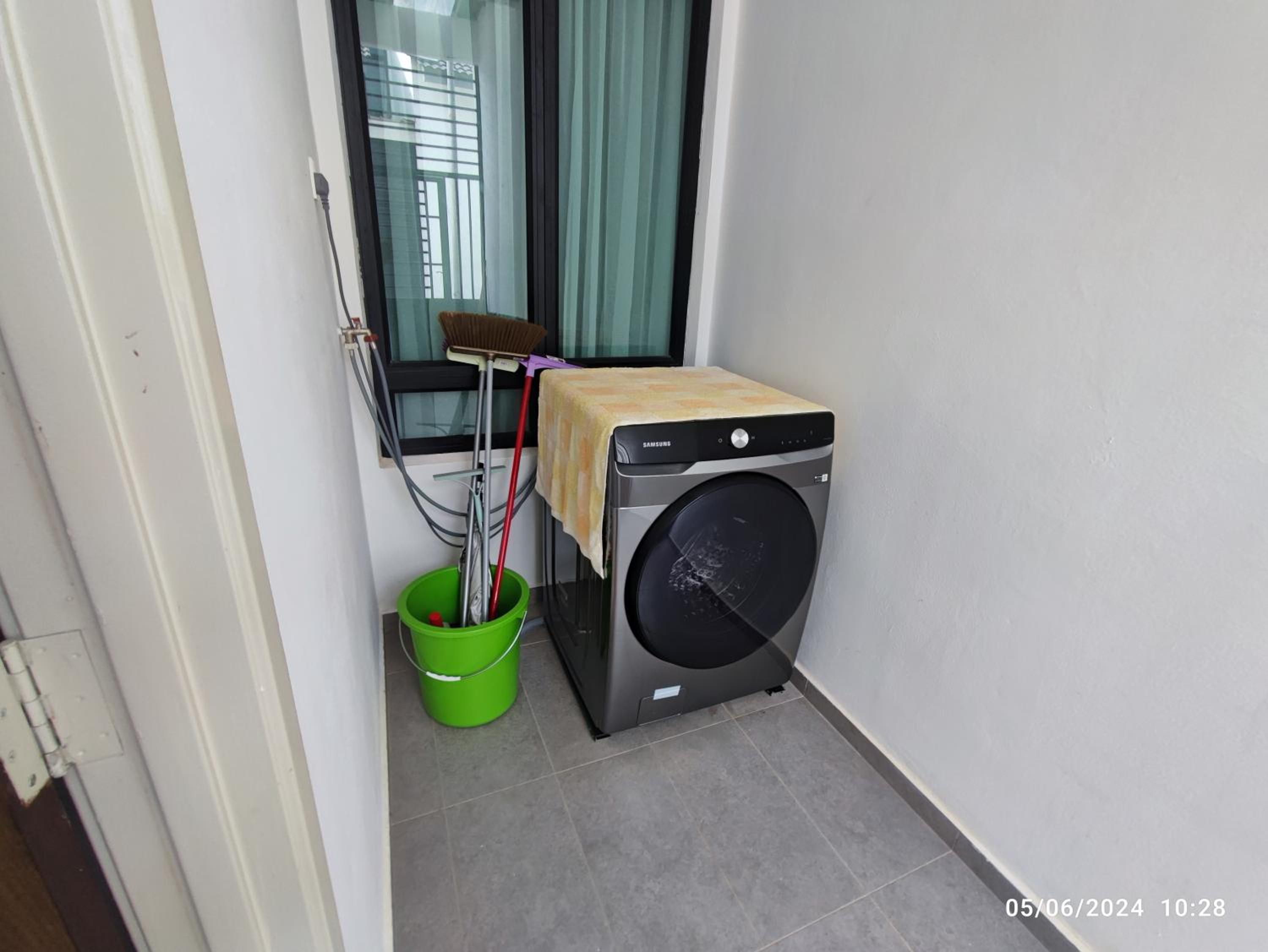 Photo 19