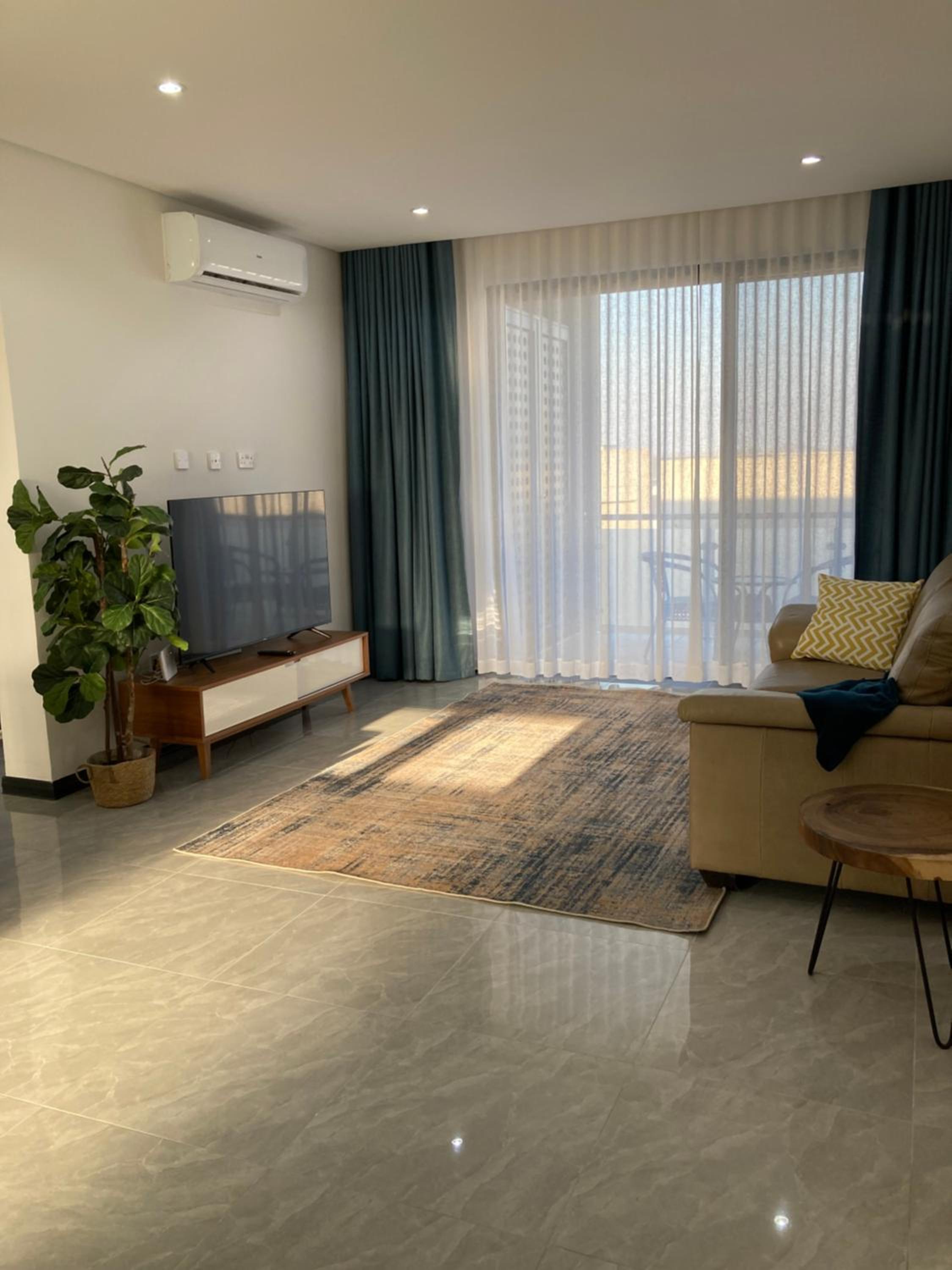 Urban Awe Apartment- Setlhoa