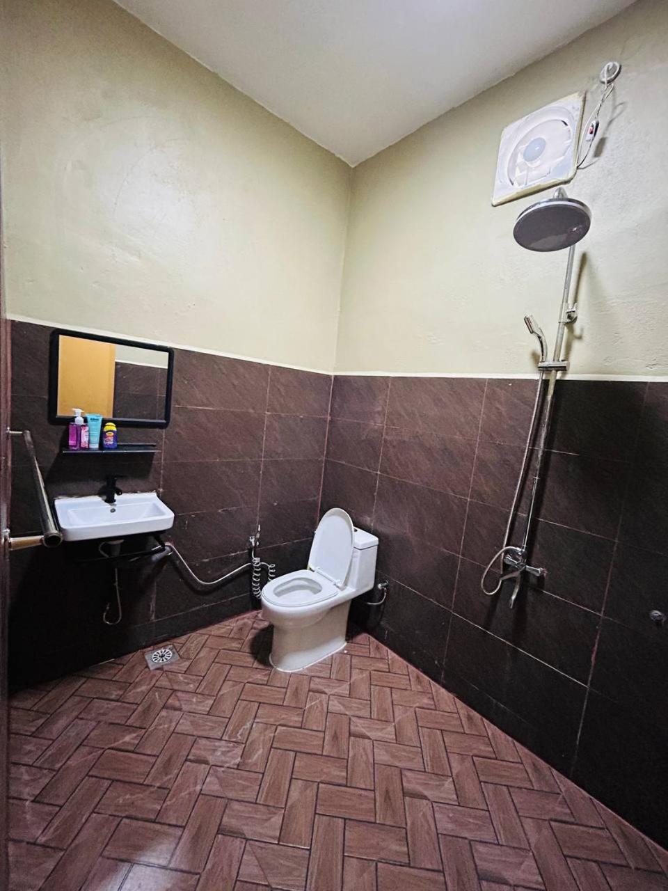 Photo 18