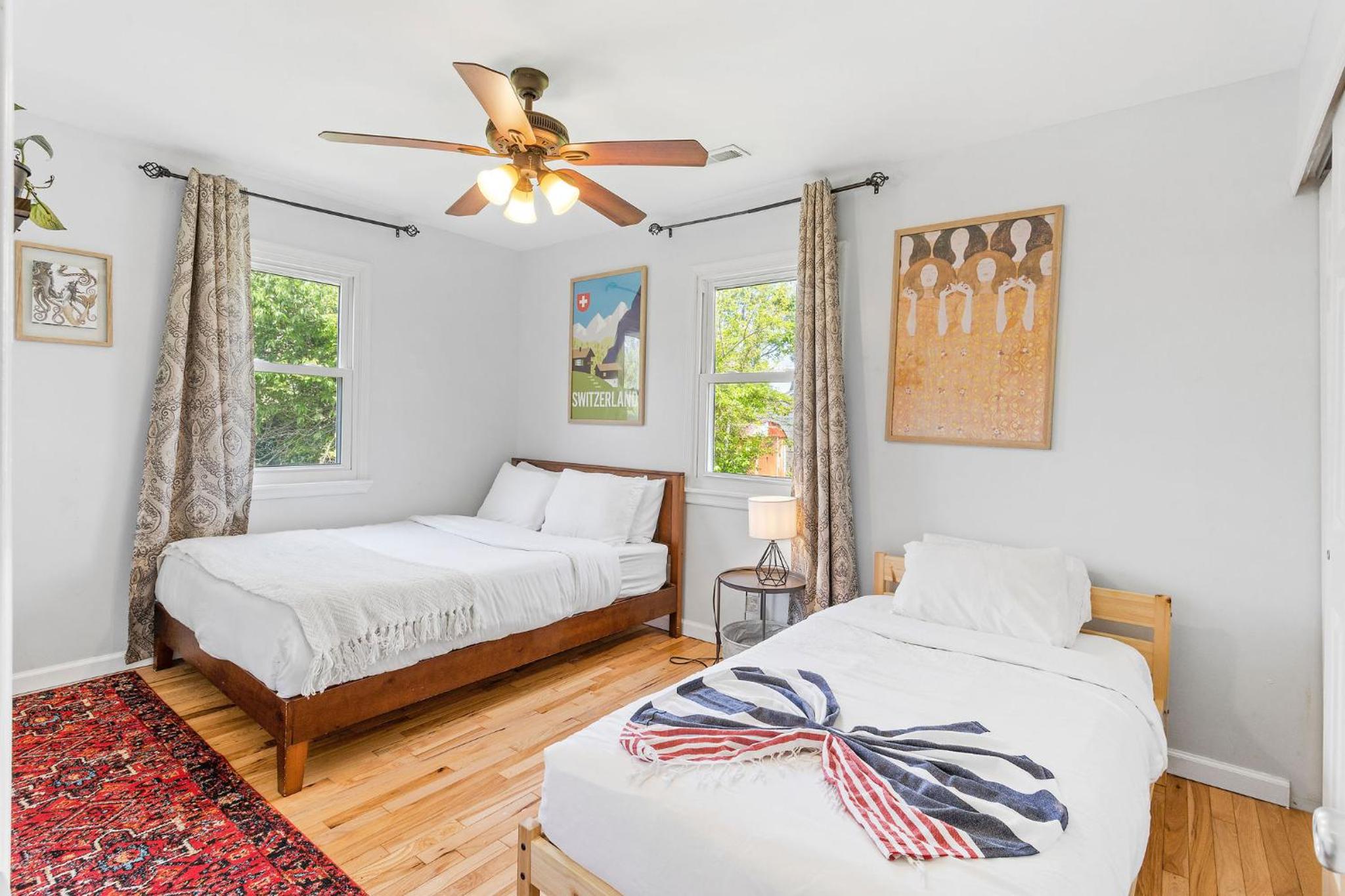 NEW! Quiet Family House near the Casino view 5