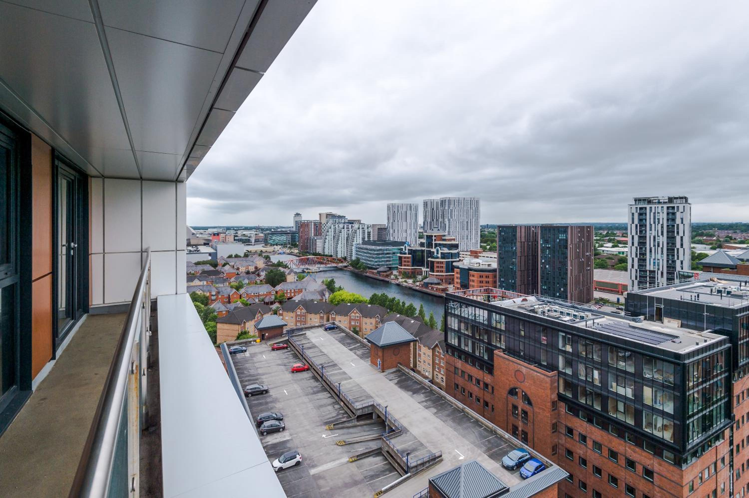 Panoramic Quayside View view 4