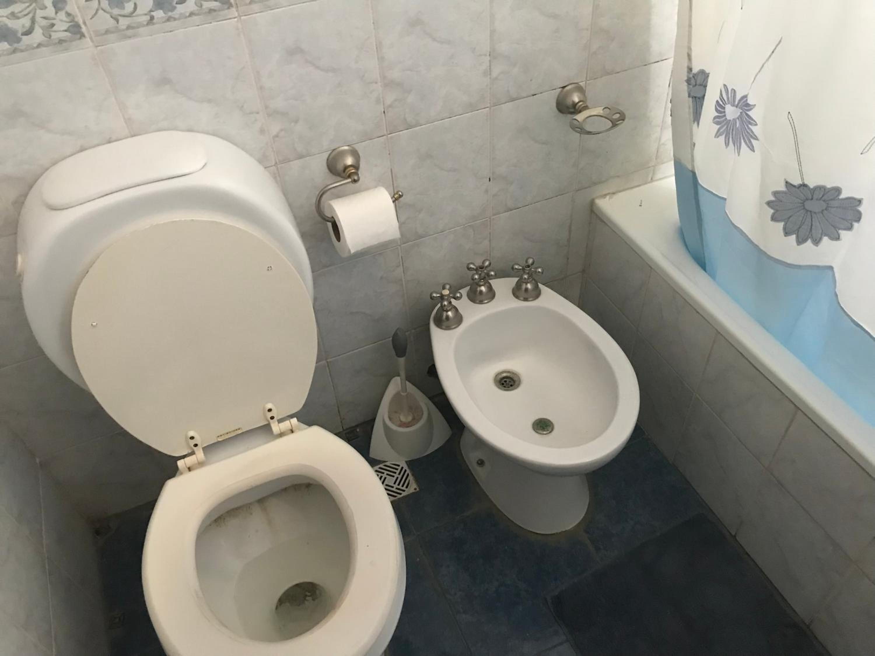 Duplex súper cómodo 2 dormit y 2 baños