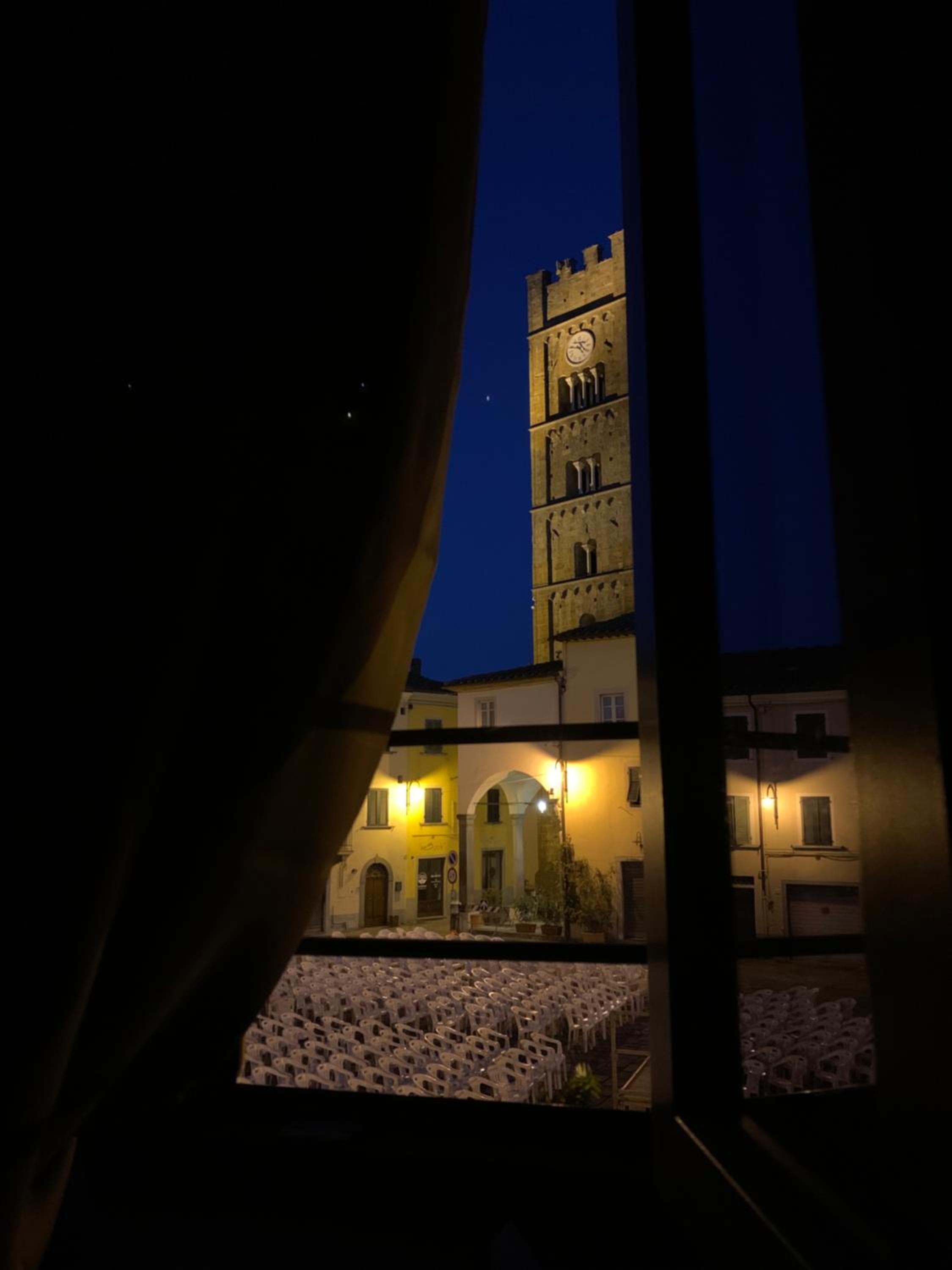 Casa del Tau view 4