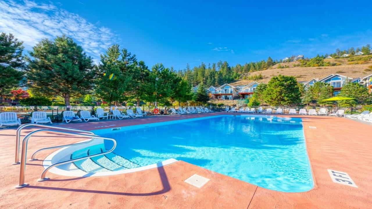 La Casa Lakeside Resort - Amazing Panoramic View Lakeside House with Pools, Hot Tubs & More!