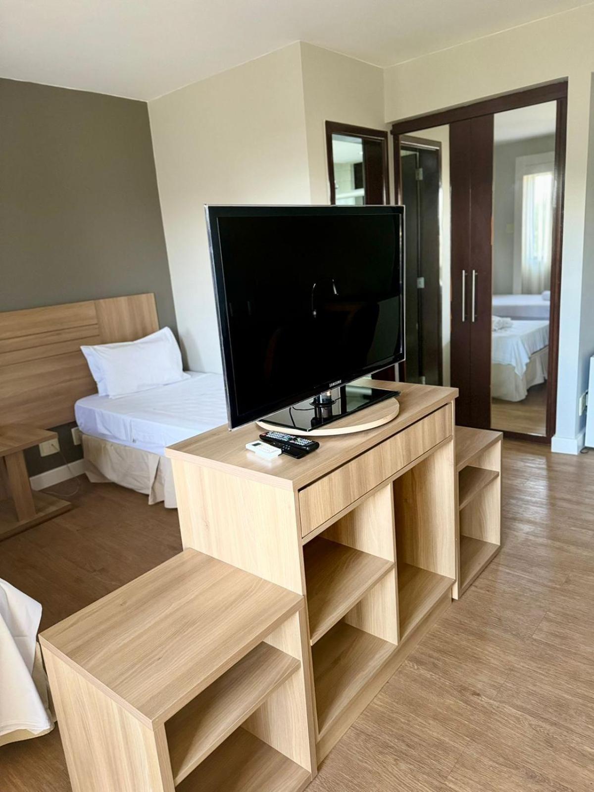 Flat Completo - LakeSide Hotel