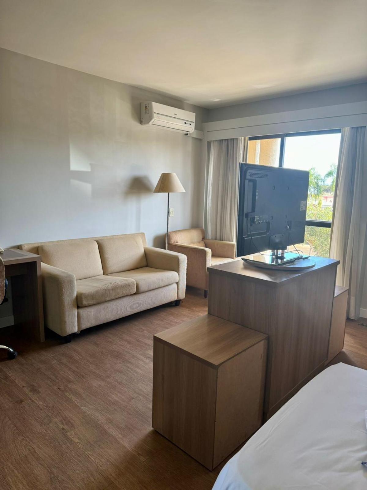 Flat Completo - LakeSide Hotel
