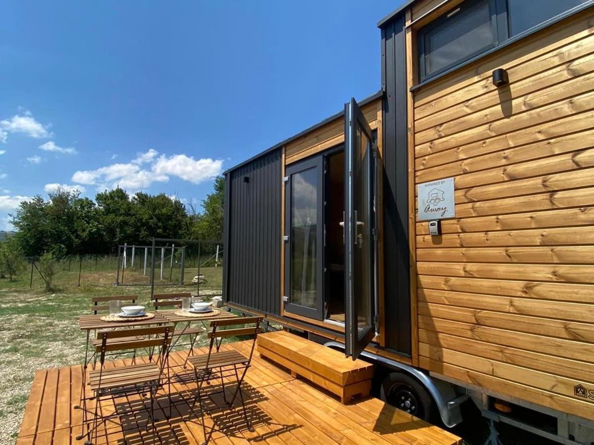 La Casa Errante 1 by Tiny Away view 2
