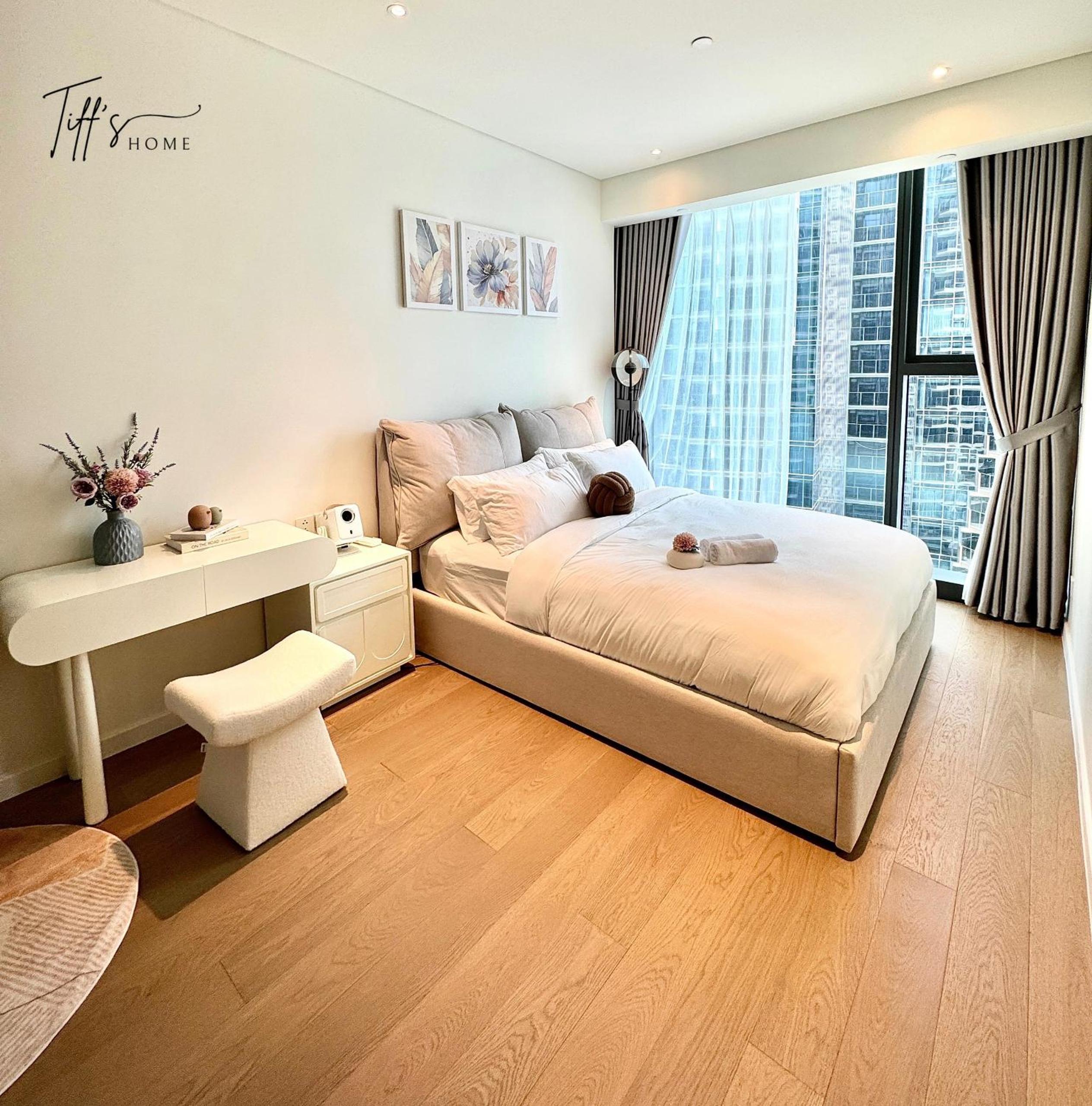 Metropole Thu Thiem - Tiff's Opera Suite