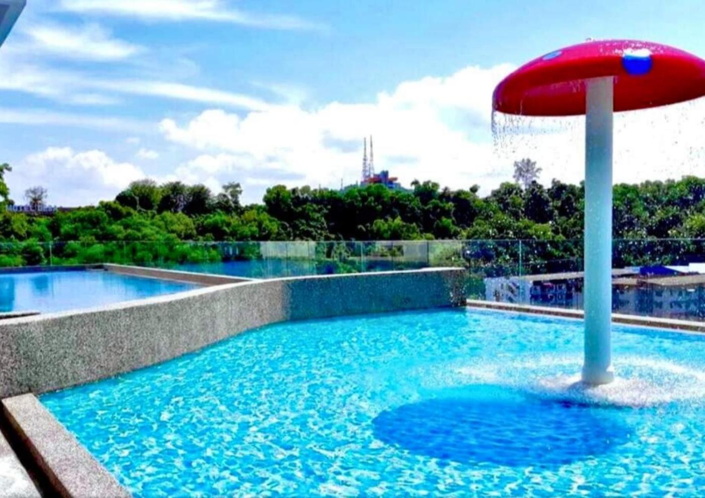 D'Luna Homestay Seaview I Sunrise View With Swimming Pool