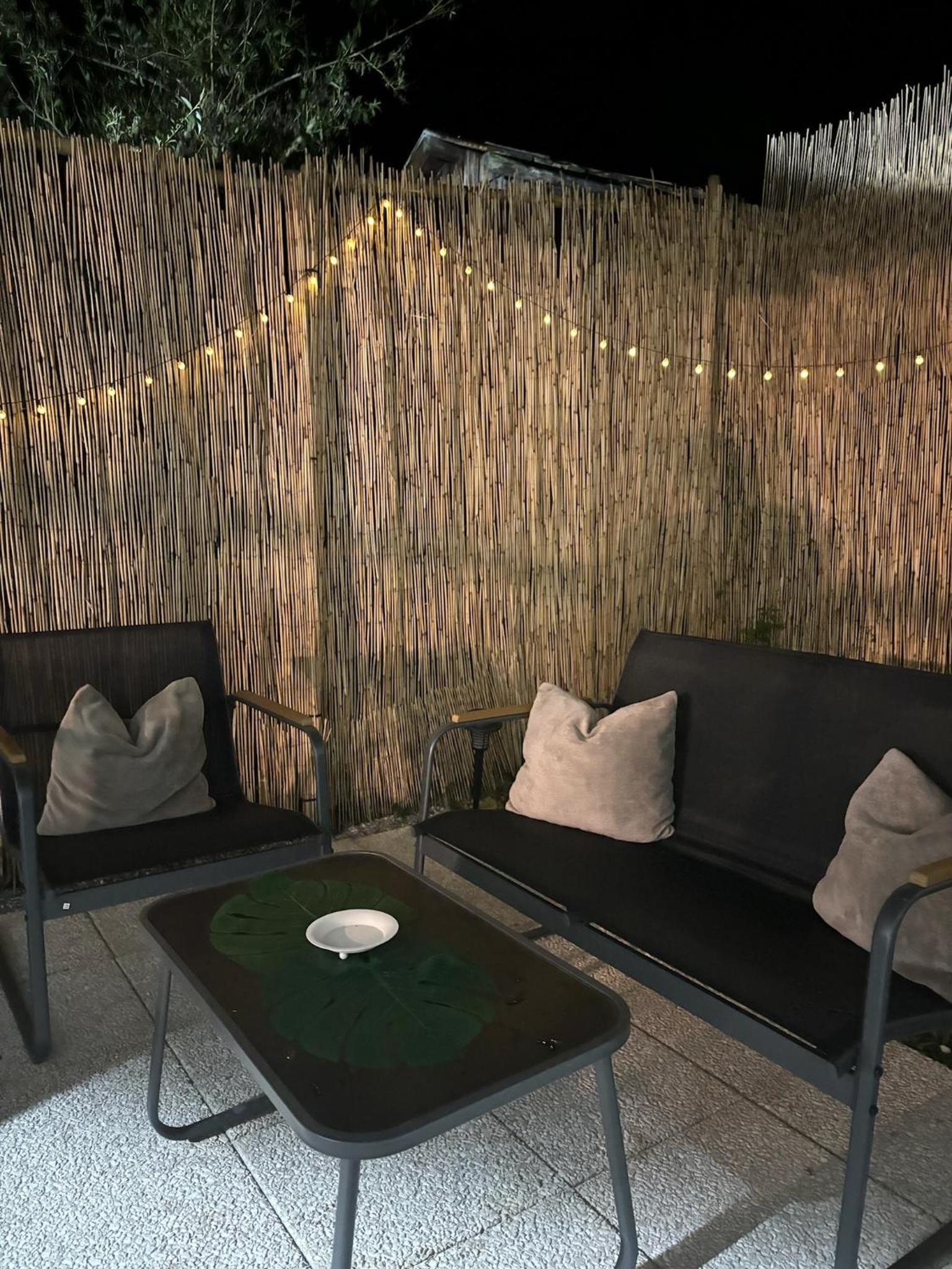Tropic Retreat