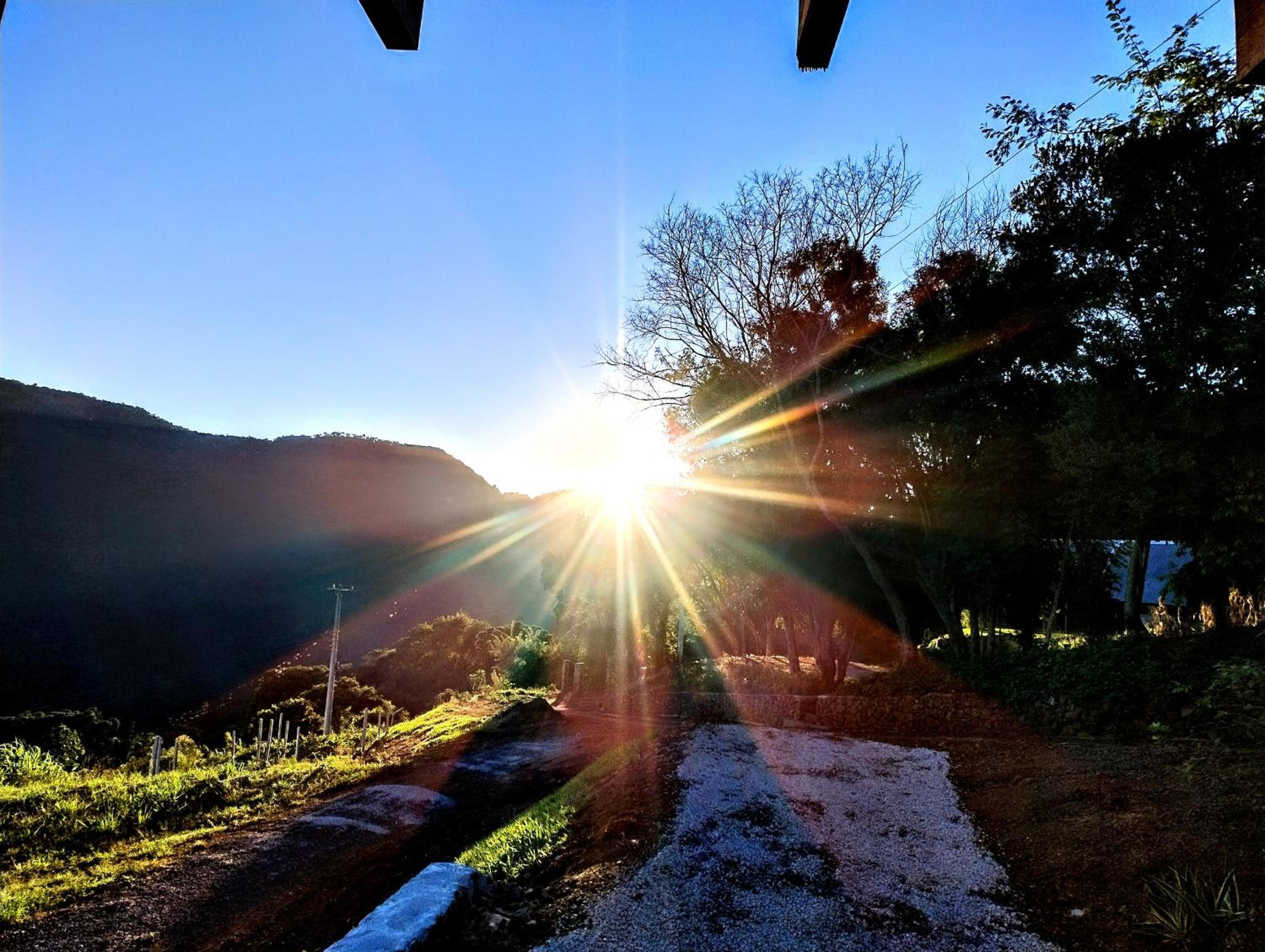 Chalé romântico com vista e banheira