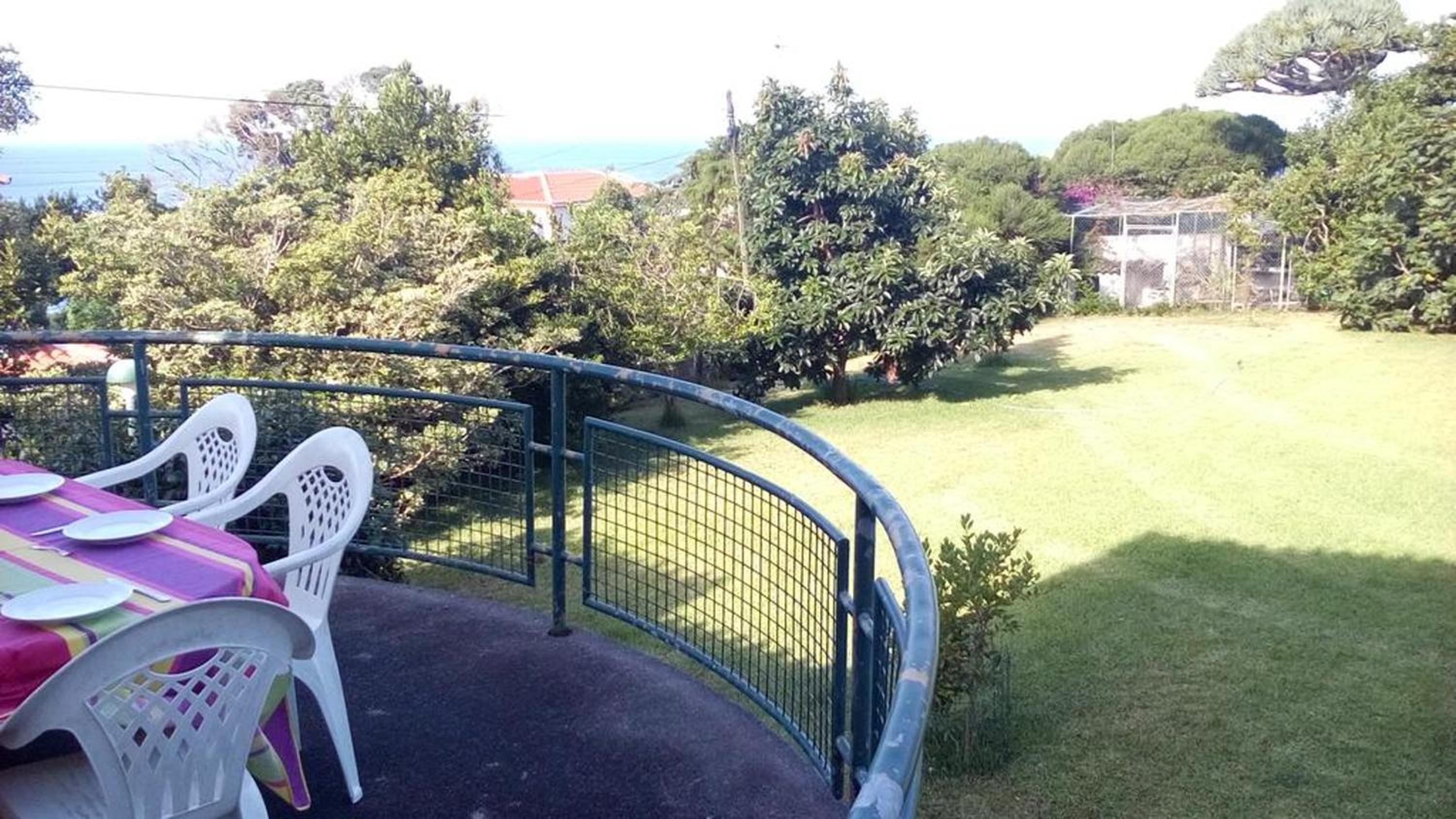 Charming house with sea view in Angra do Heroísmo view 2