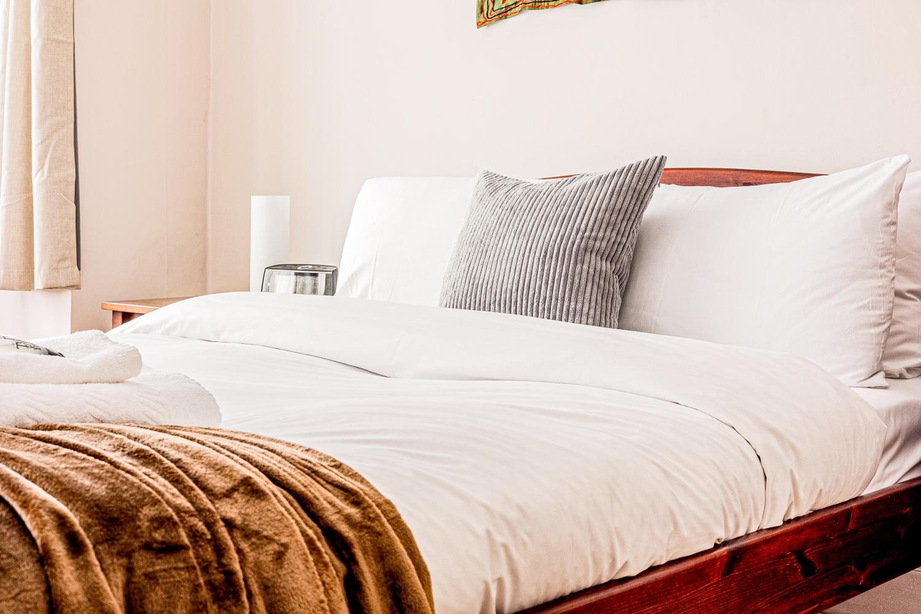 Central 3Story 3BR, Garden, 5min Holloway Rd Tube