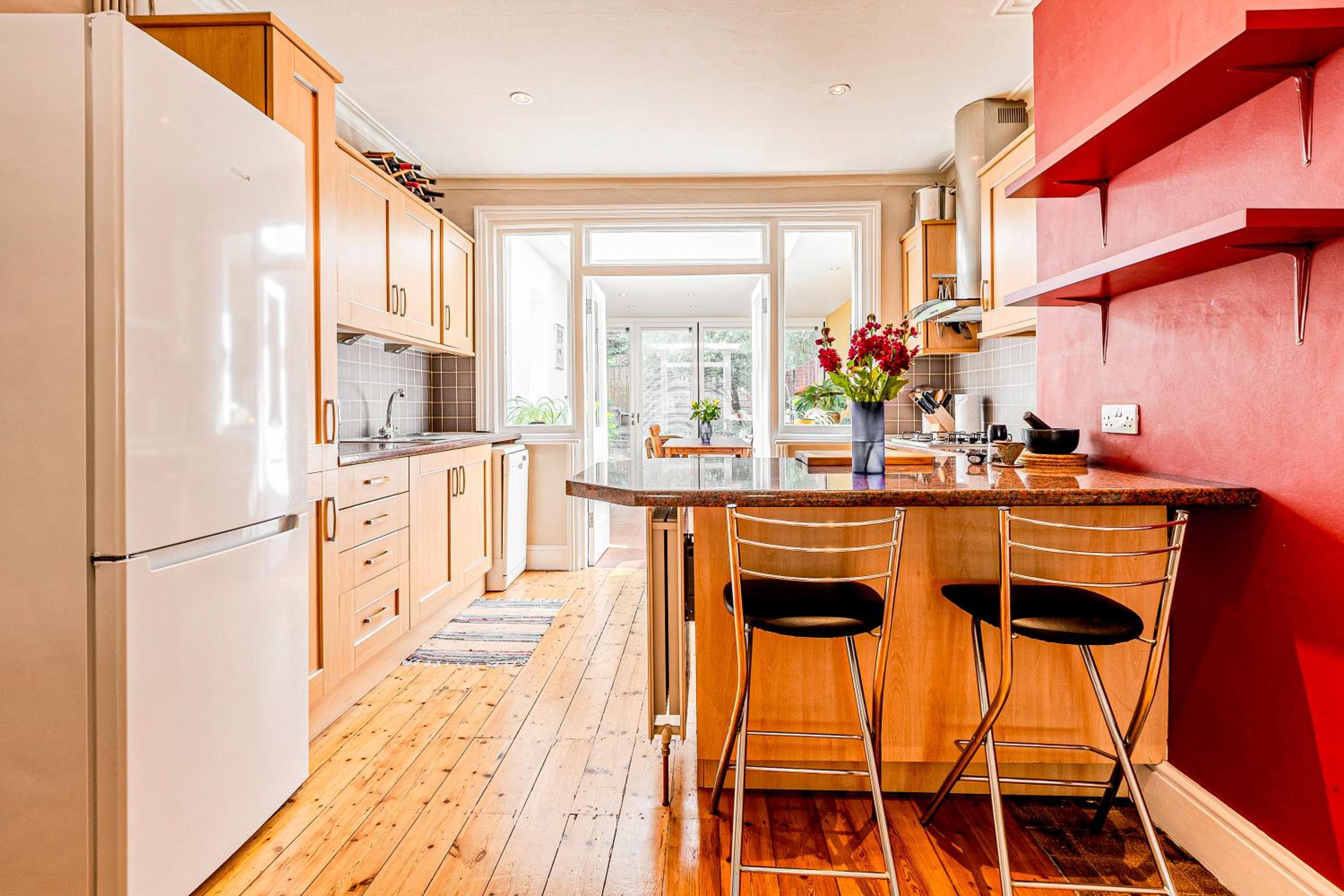 Central 3Story 3BR, Garden, 5min Holloway Rd Tube