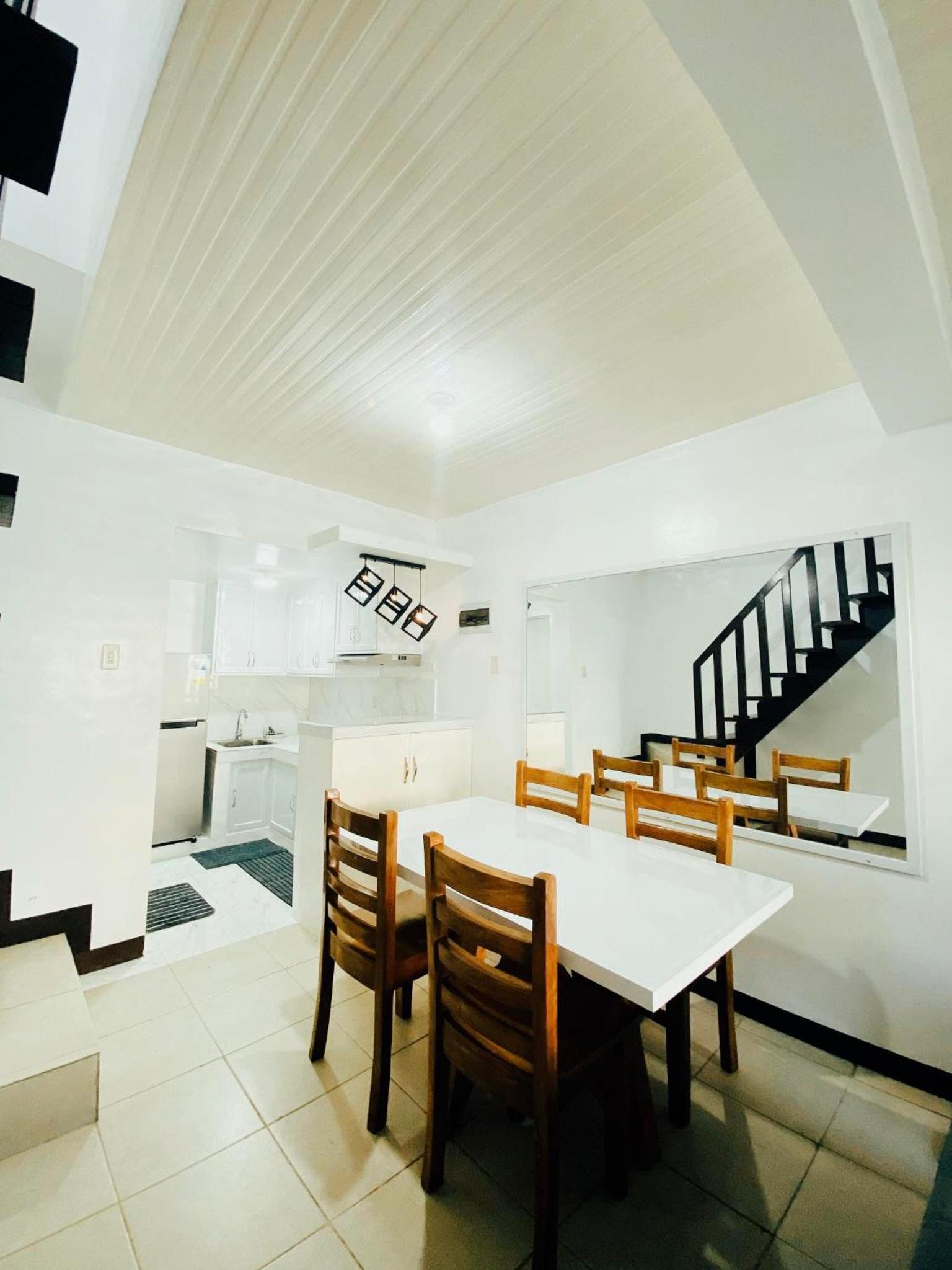 Luna Transient House