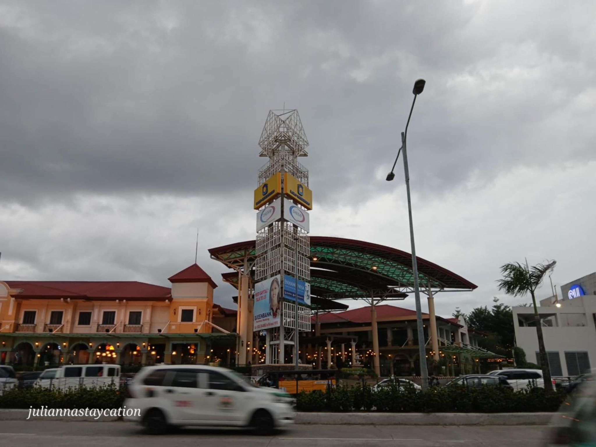 Great Location-Behind SM City view 3