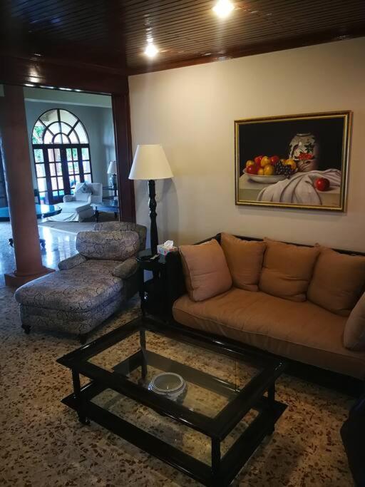 Beachfront villa with pool in Sosúa