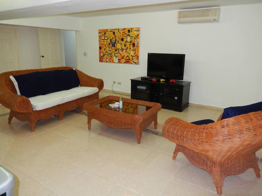 Beachfront villa with pool in Sosúa