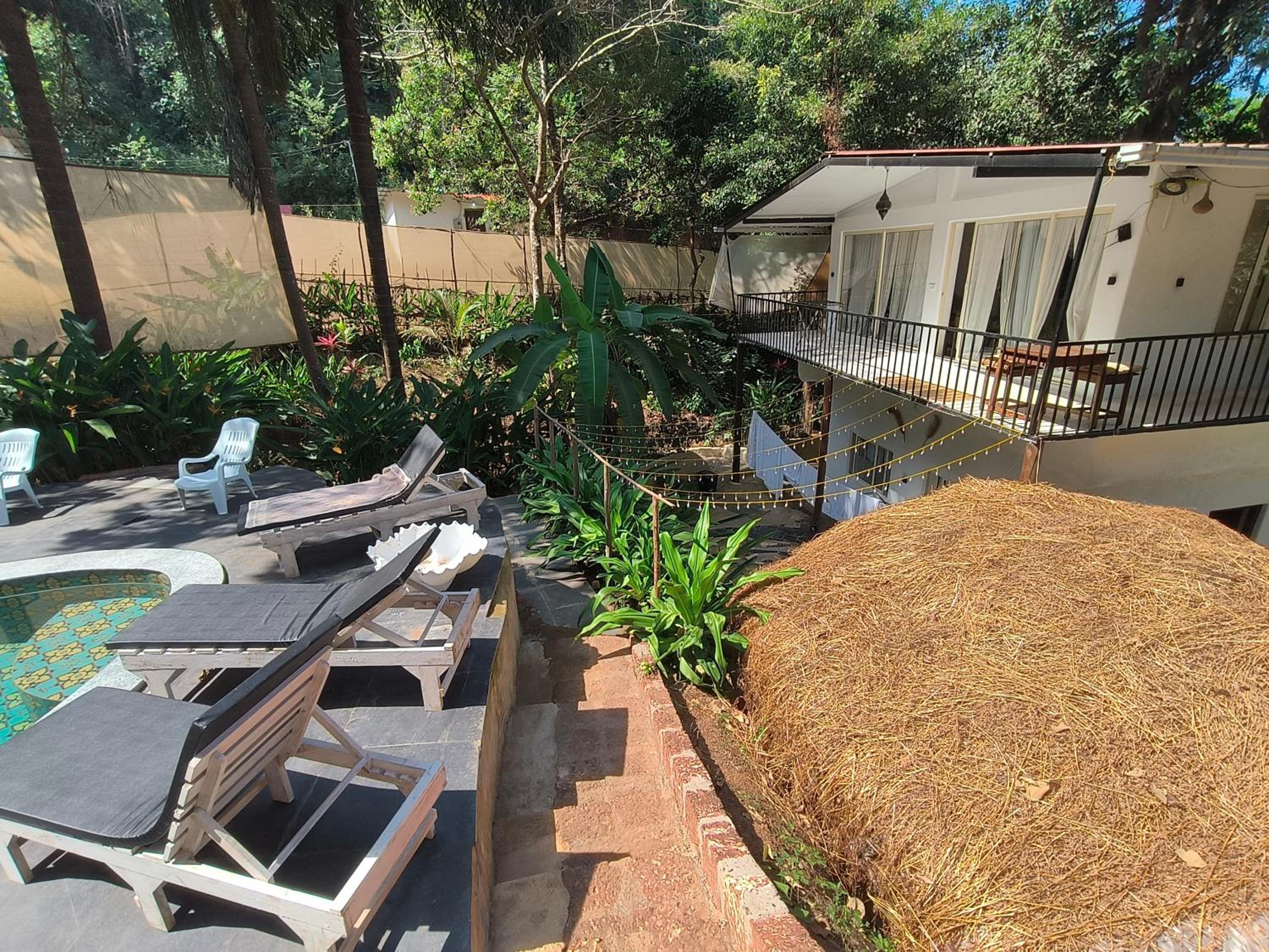 Rooms in Greek Jungle Villa, Thalassa Road view 3