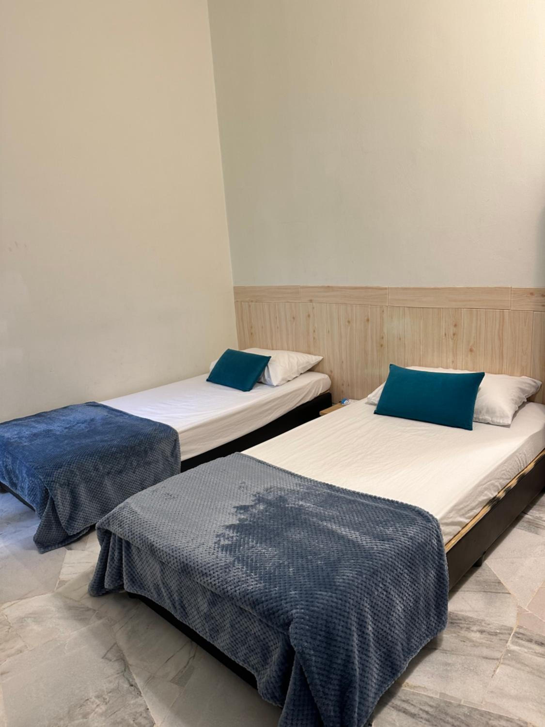 Desa Damai Homestay fully air cond and self check in #7 pax