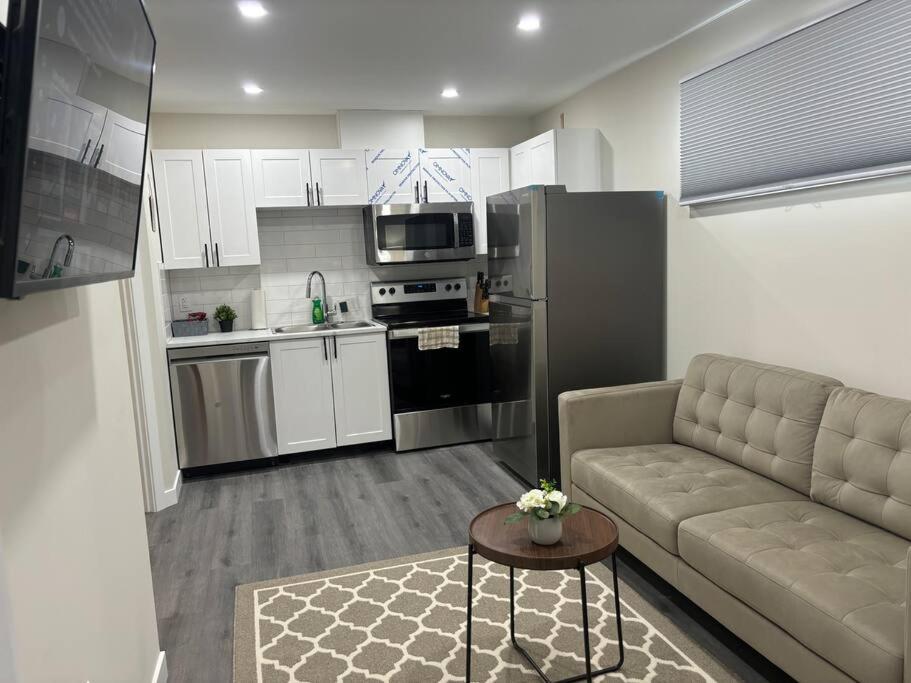 Guest Suite - Cozy Crib