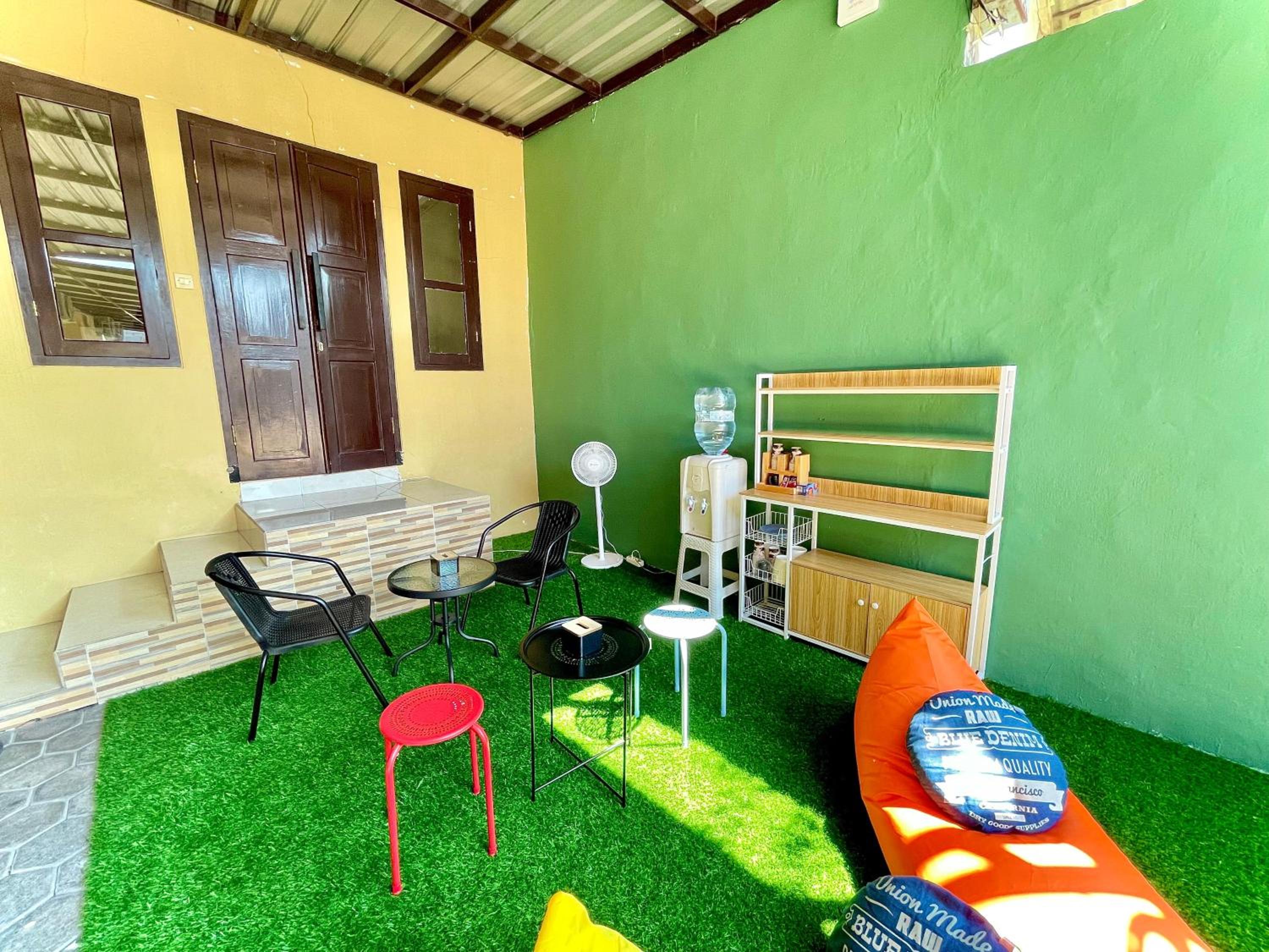 Offspring Ijen Hostel Banyuwangi view 2