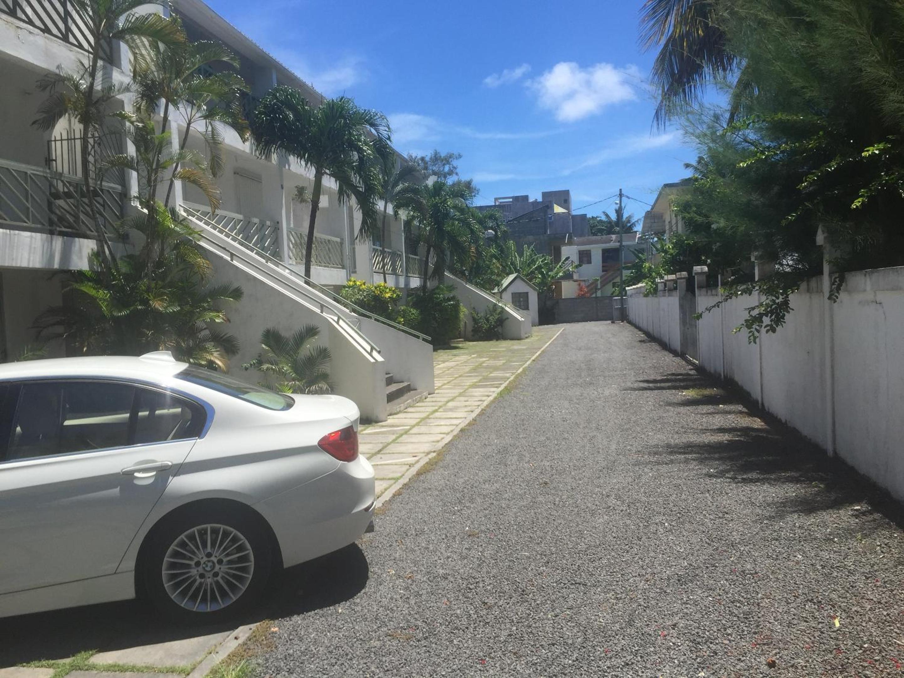 Charming Apartment, Pereybere, Terrace