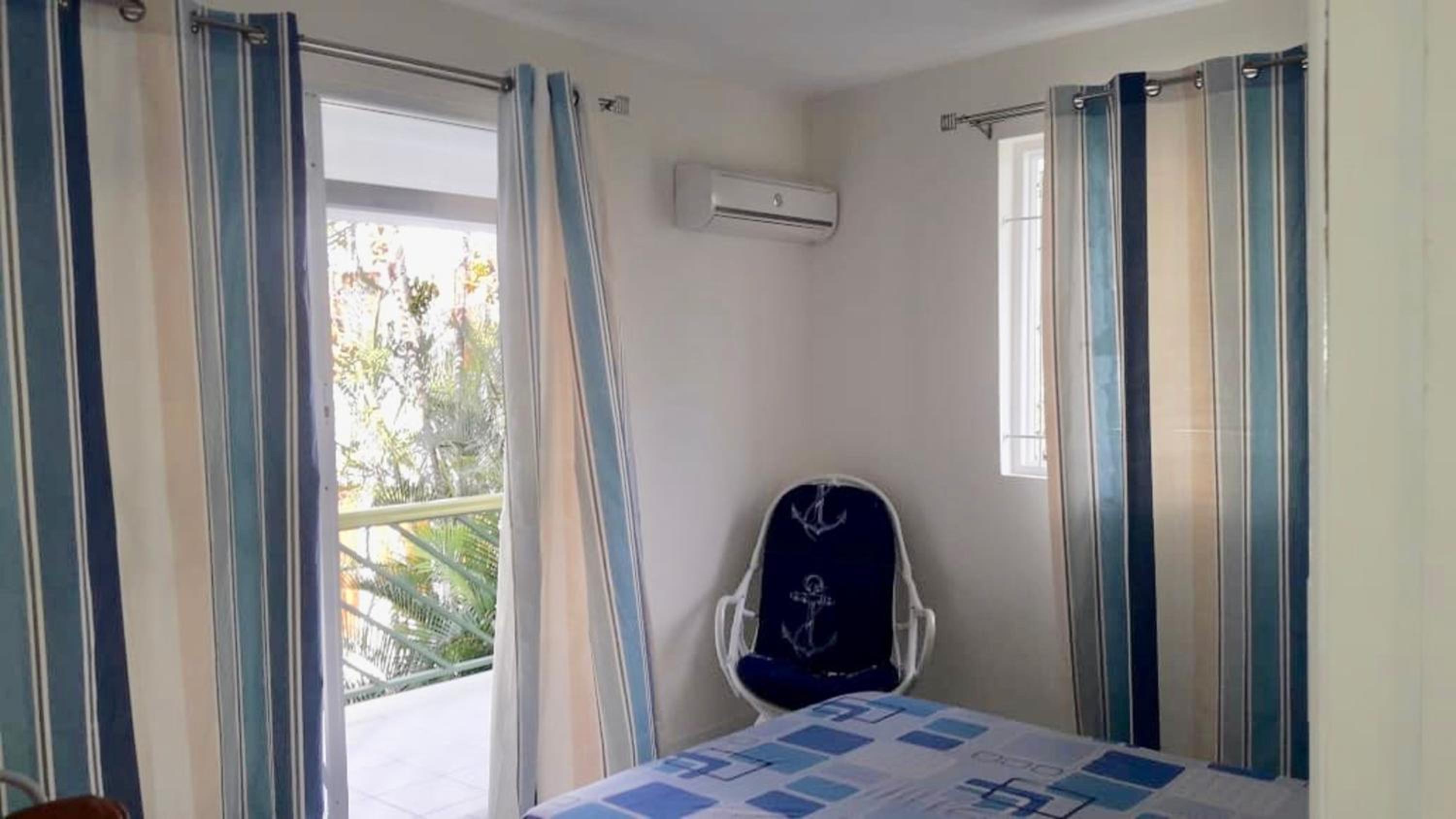 Charming Apartment, Pereybere, Terrace