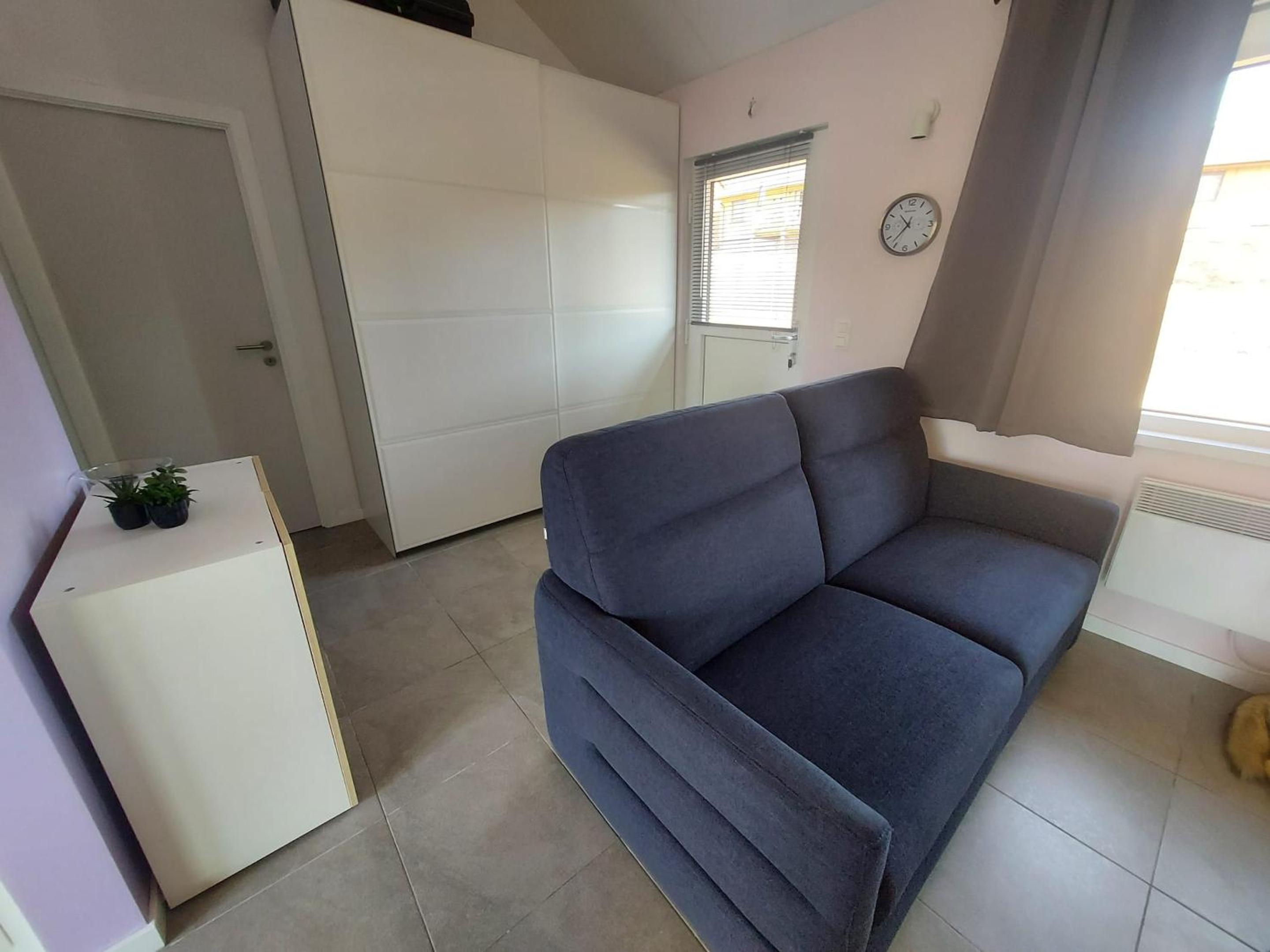 Comfortable chalet in Somme-Leuze with pétanque court