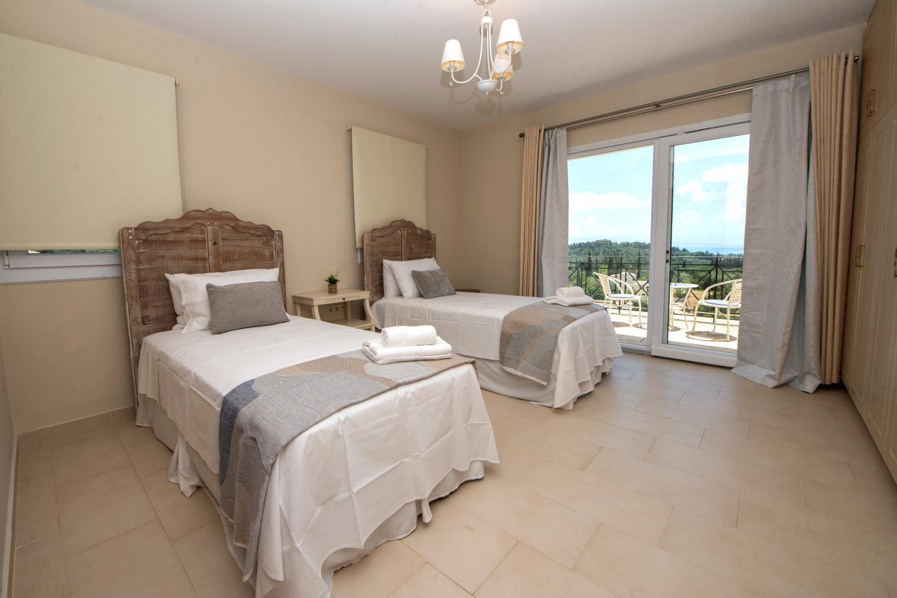 Villa Balatsinos