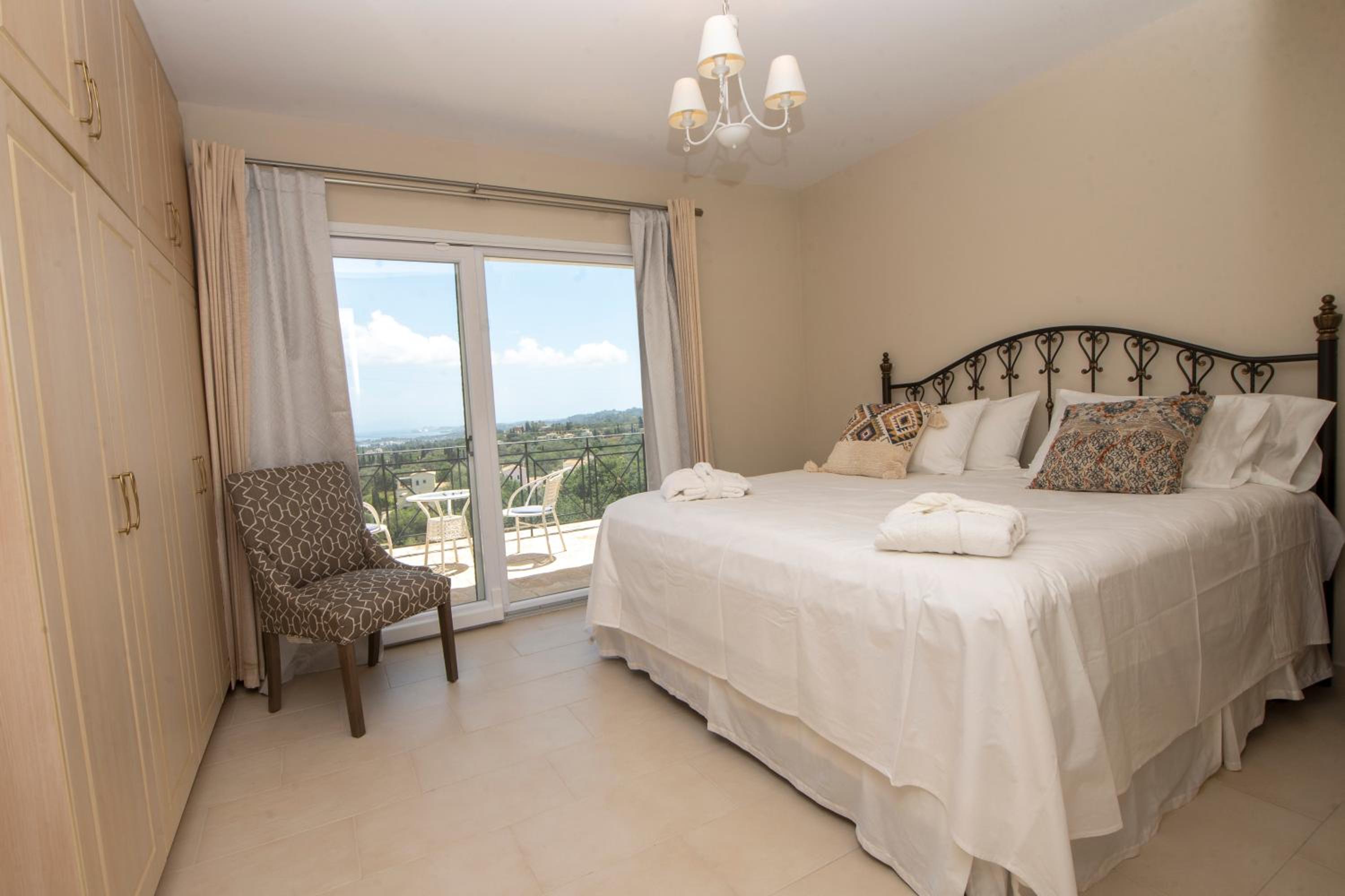 Villa Balatsinos