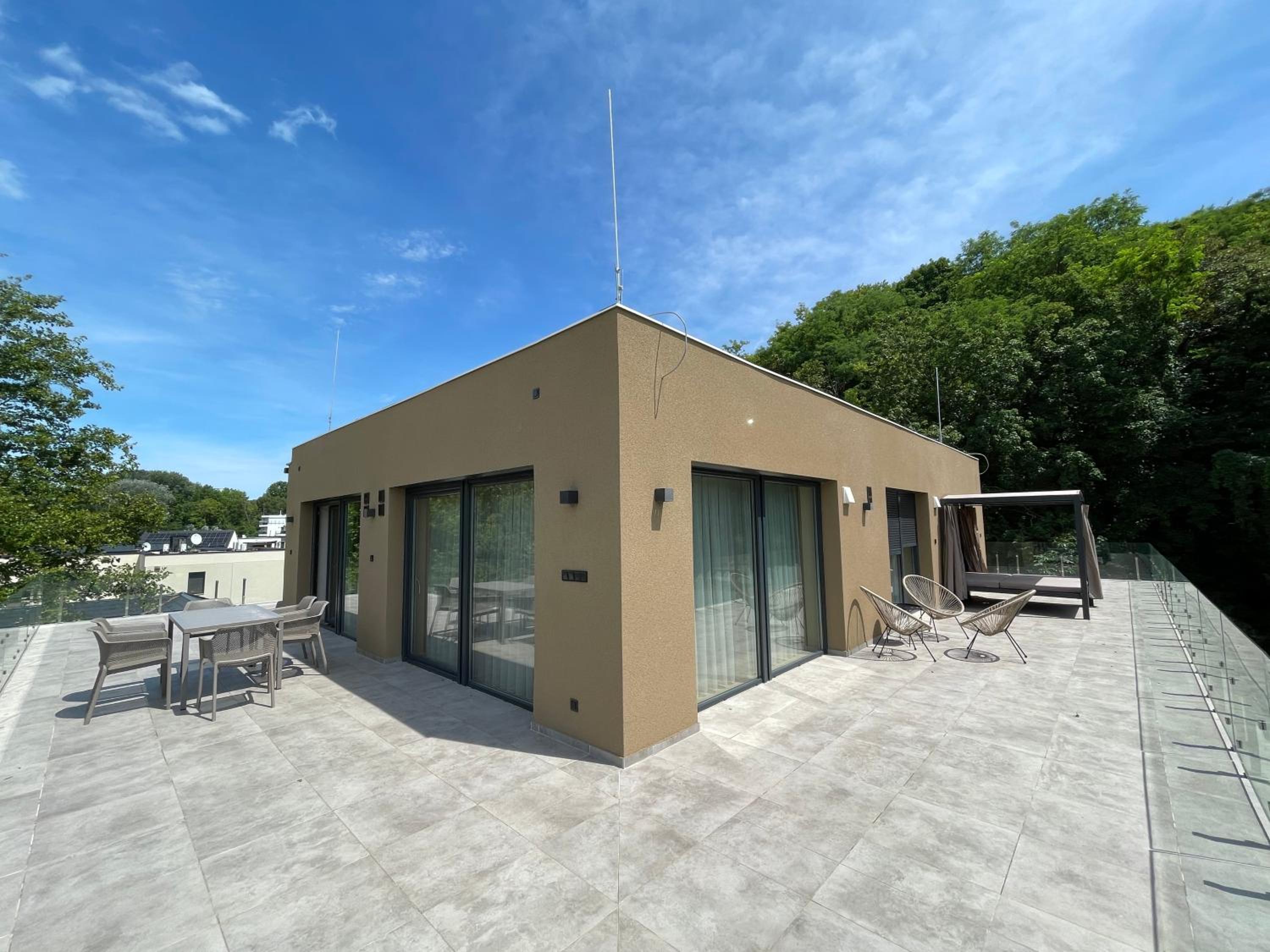 Optimus Residence