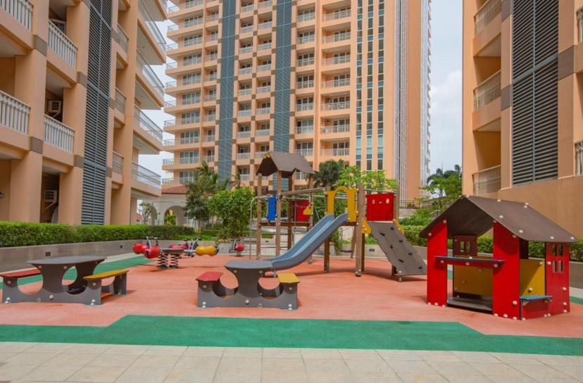 Bell Place at Venice Luxury Mckinley Hill view 5