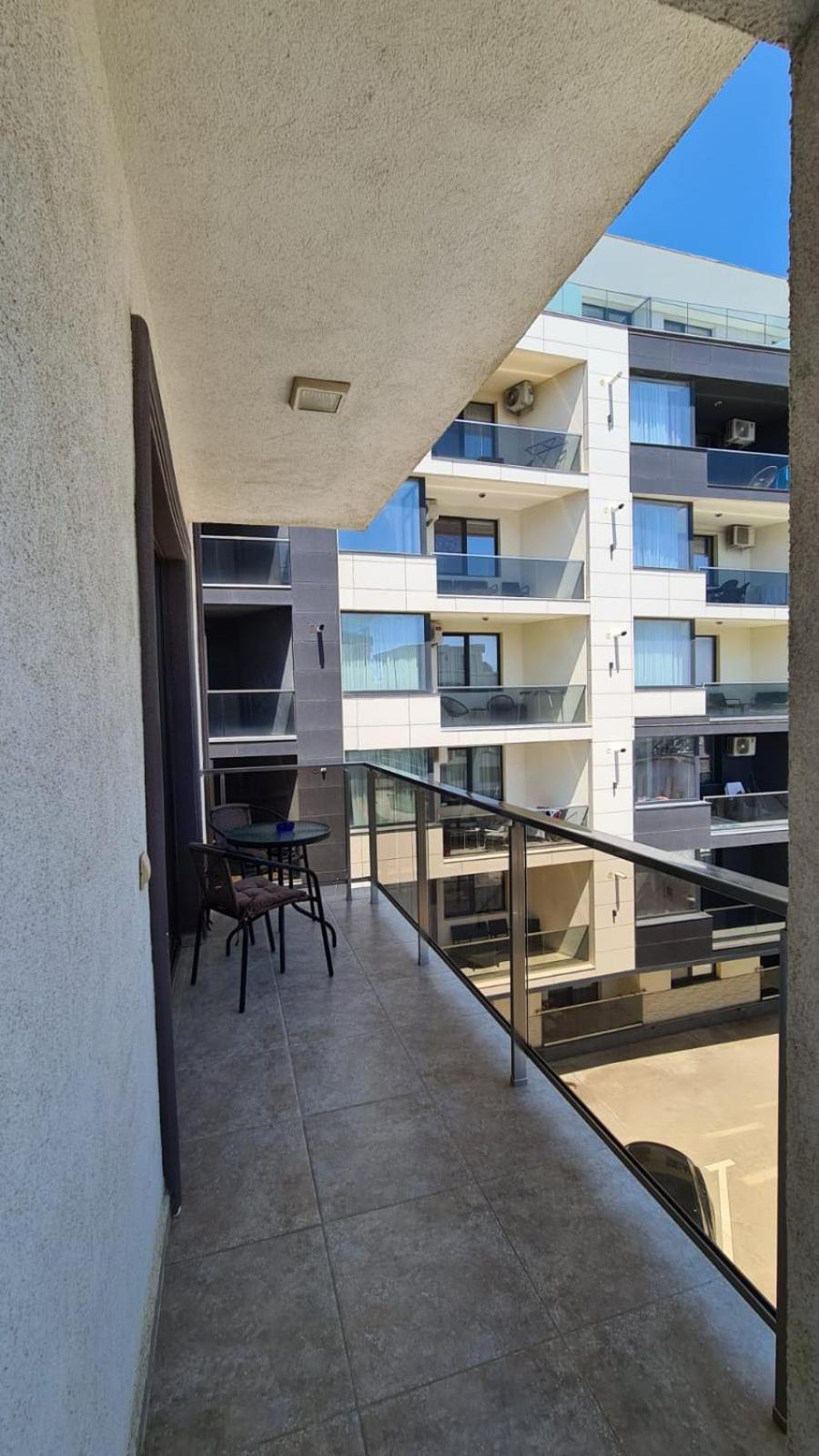 Iris H18 Apartment view 3