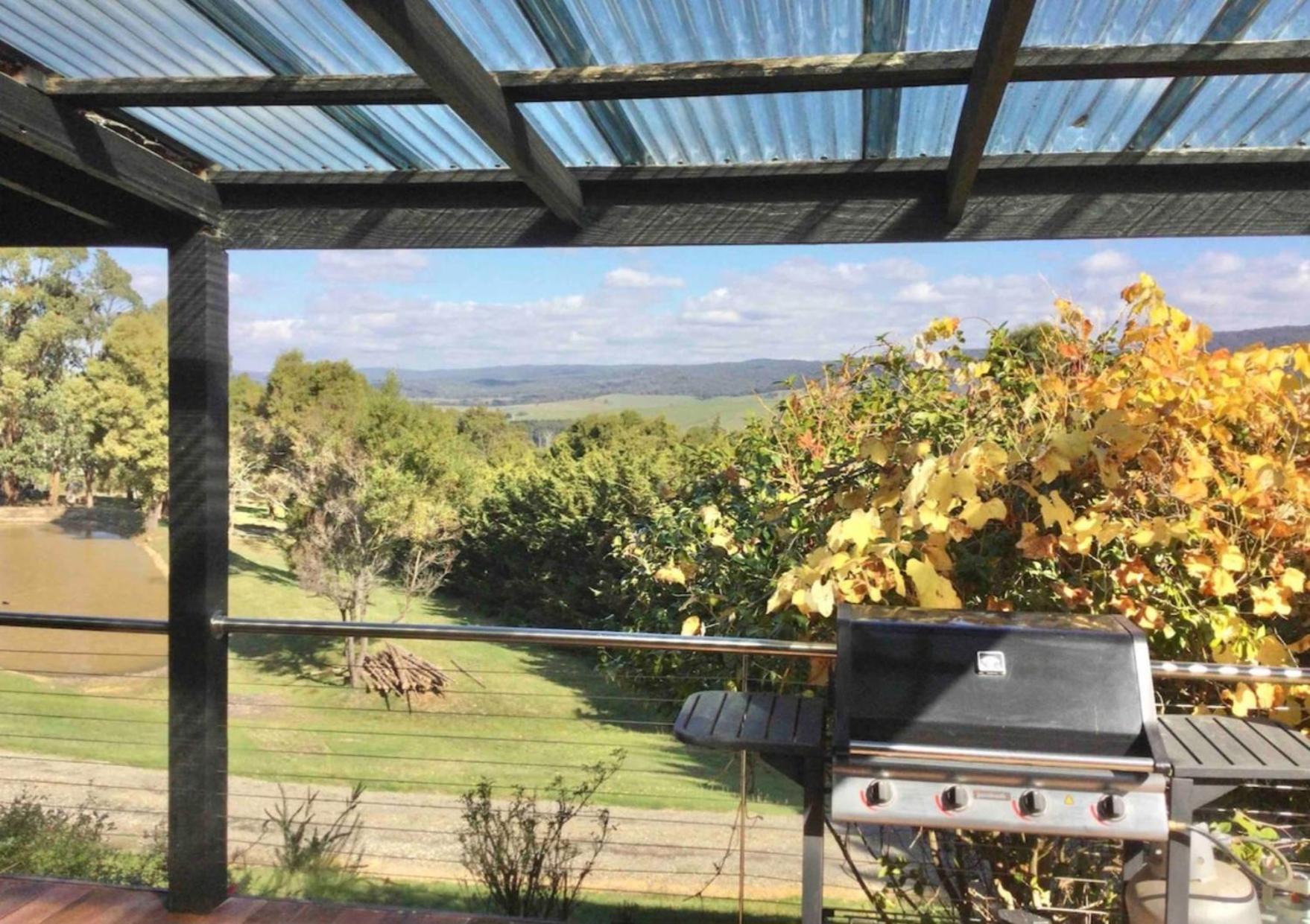 Break O'Day View - Flowerdale