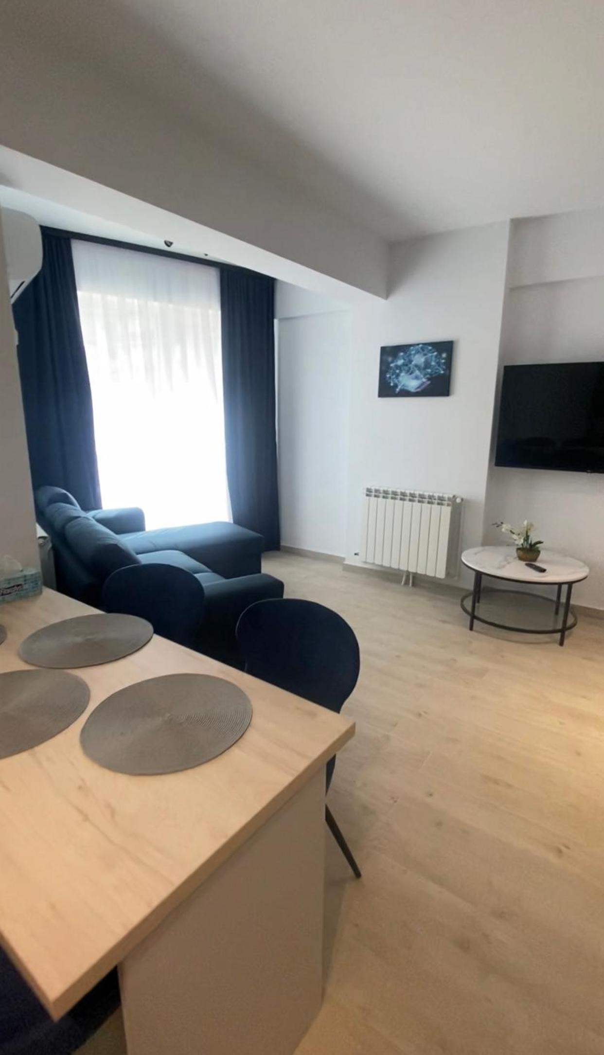 Ella Studio Meraki view 3