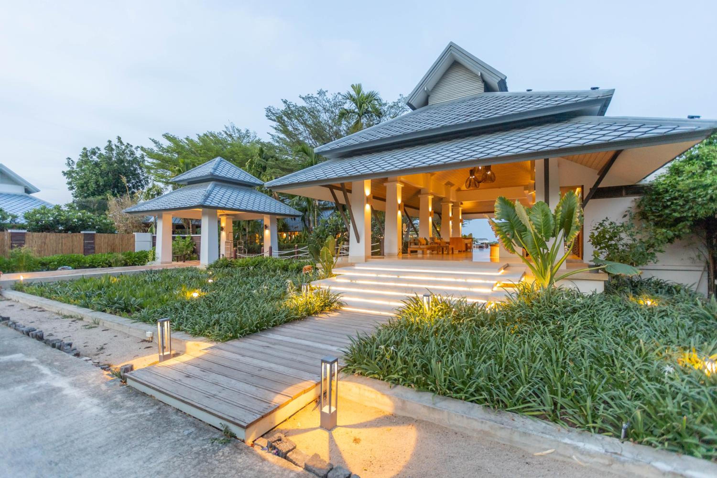 Sirarun Resort