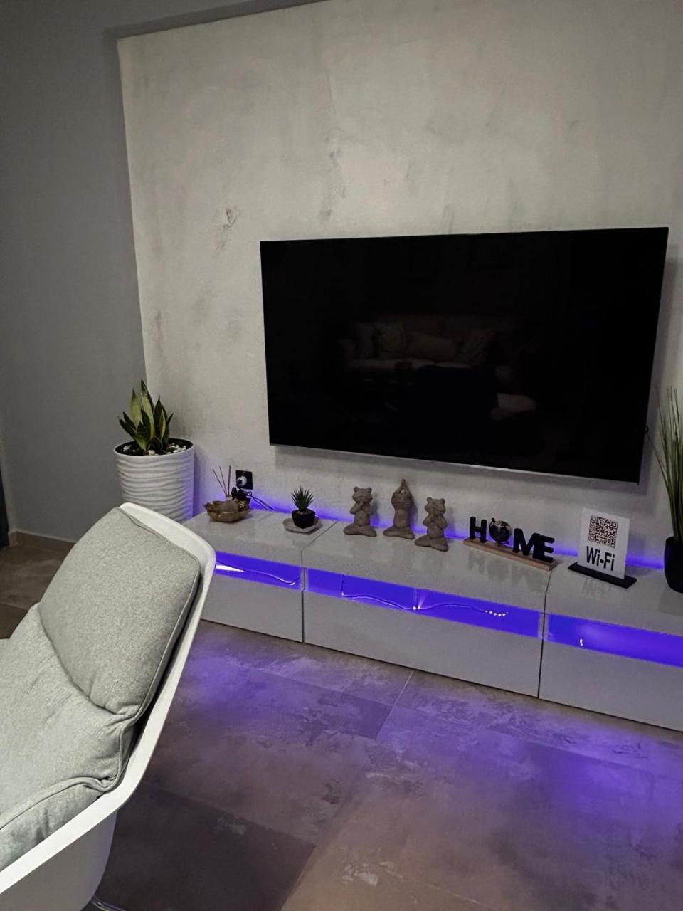 George luxury living