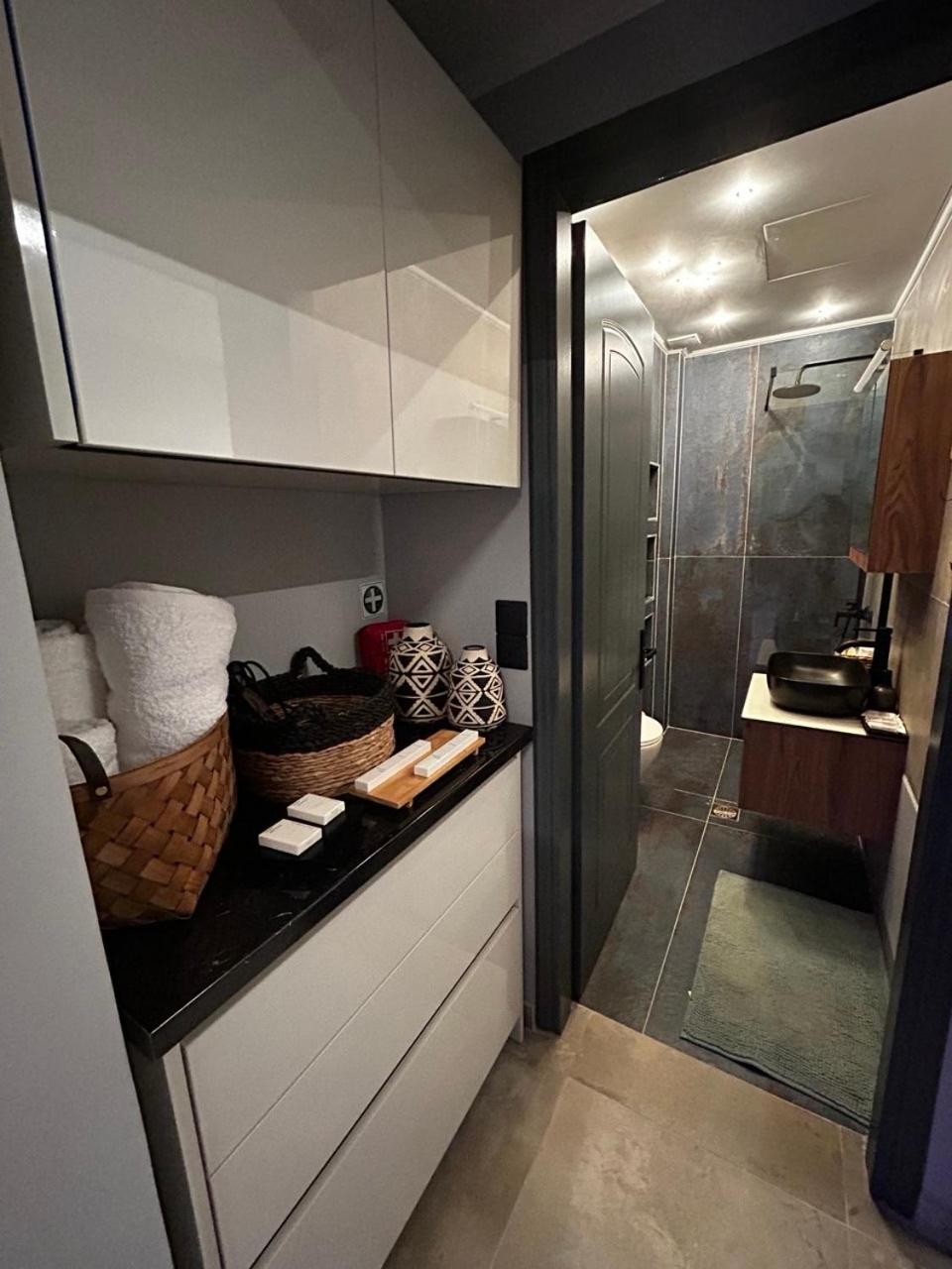 George luxury living