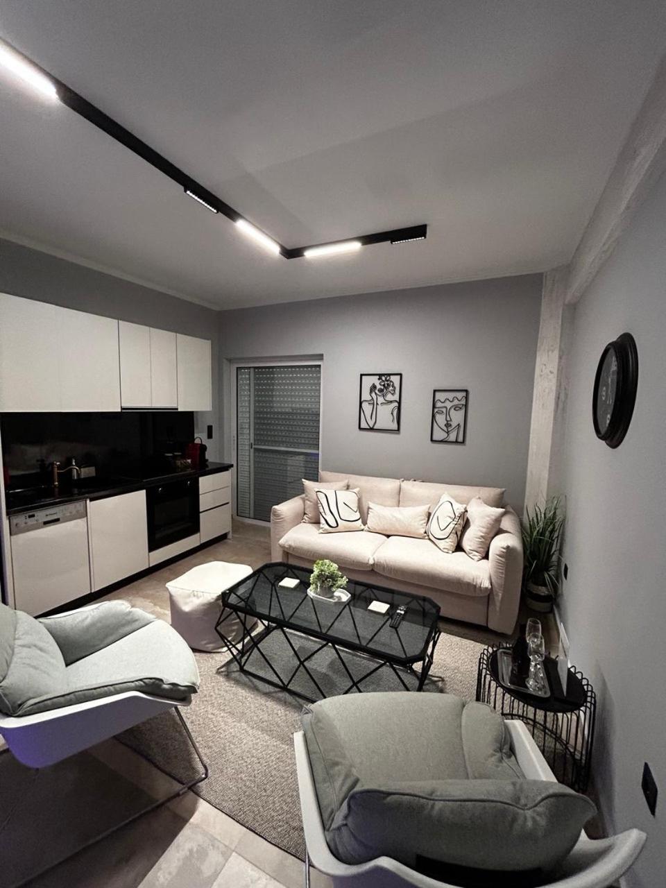 George luxury living