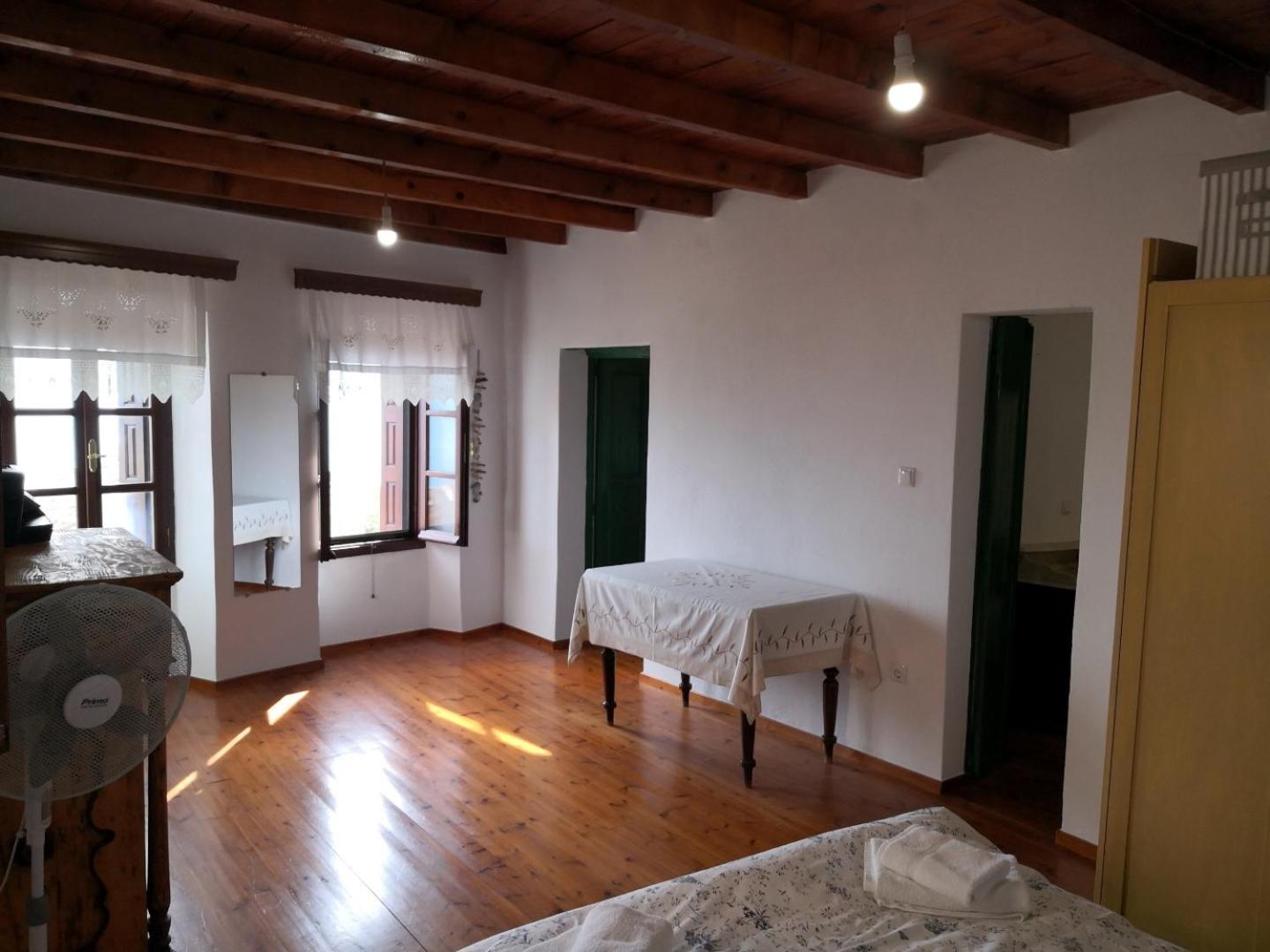 Kissamitakis Guesthouse