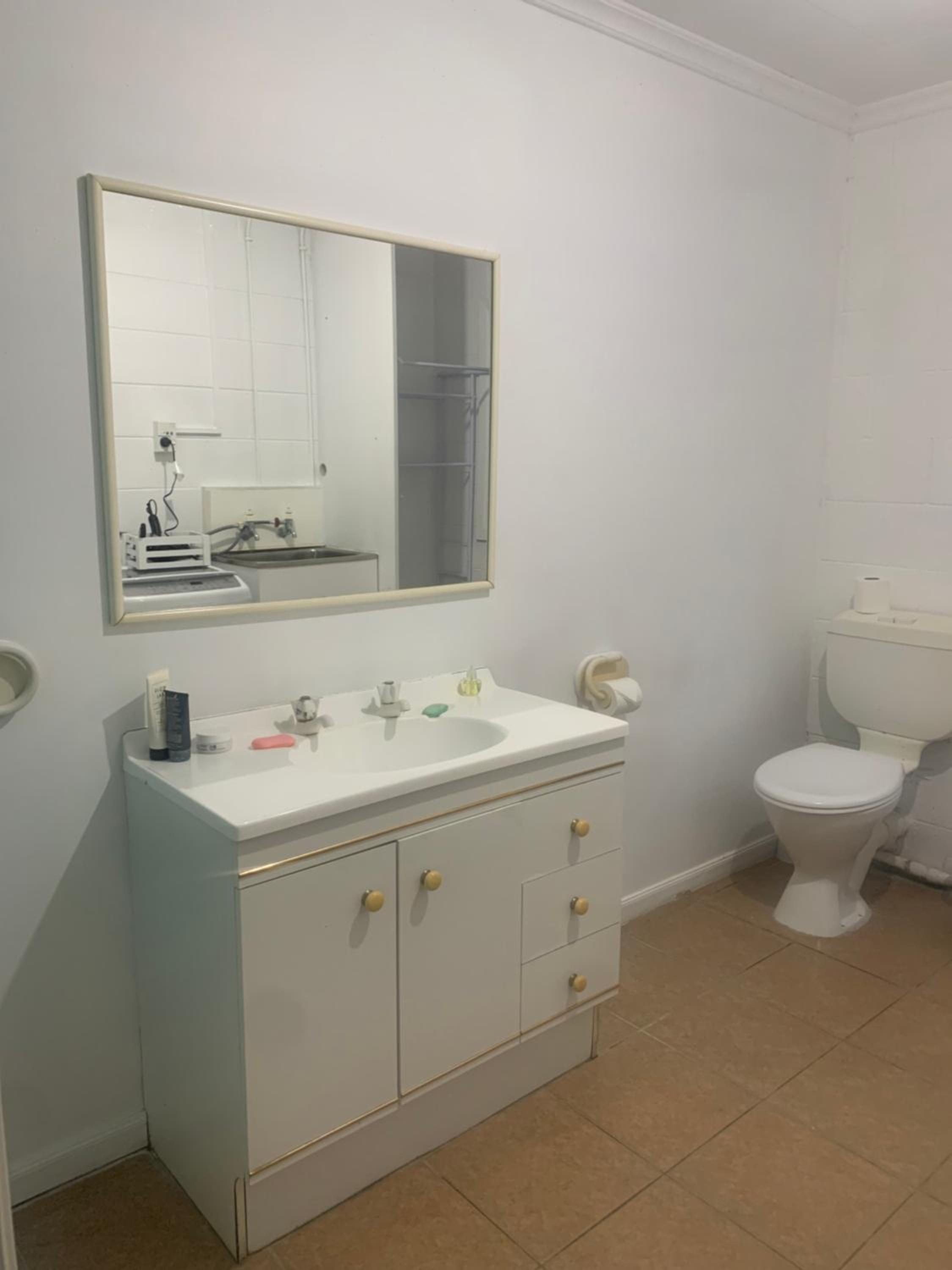 Seaview House Unit 2A, photo 24