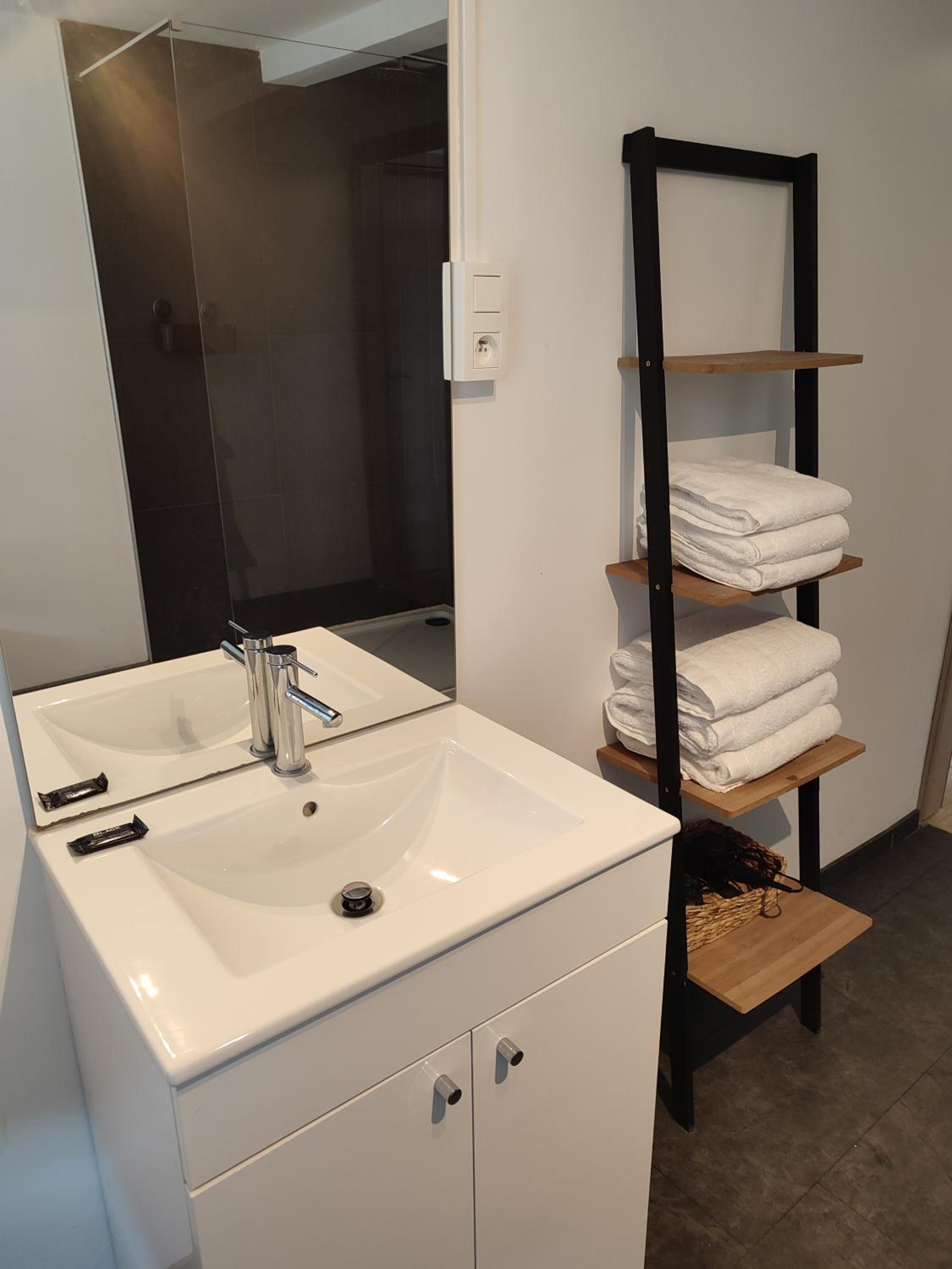 Le Gîte du Moulin - Modernity & Elegance - jacuzzi