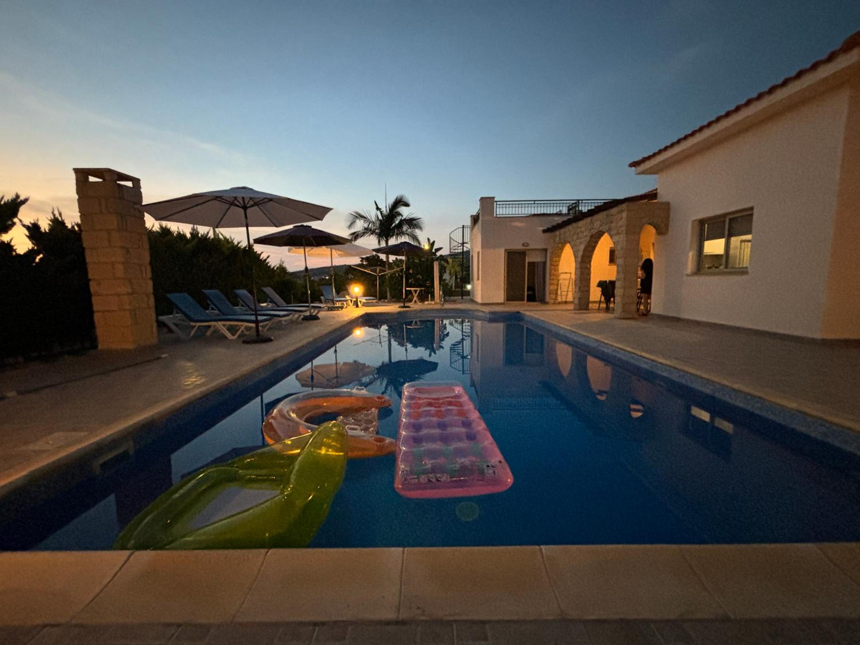 Villa Imperial Sea-Caves Private Pool