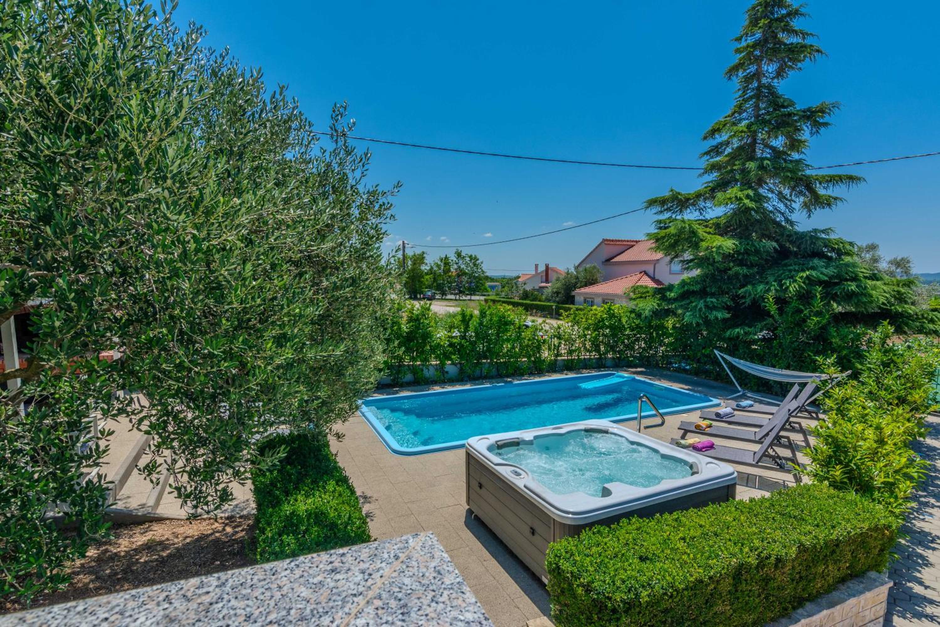 HOLIDAY HOUSE LAVANDA