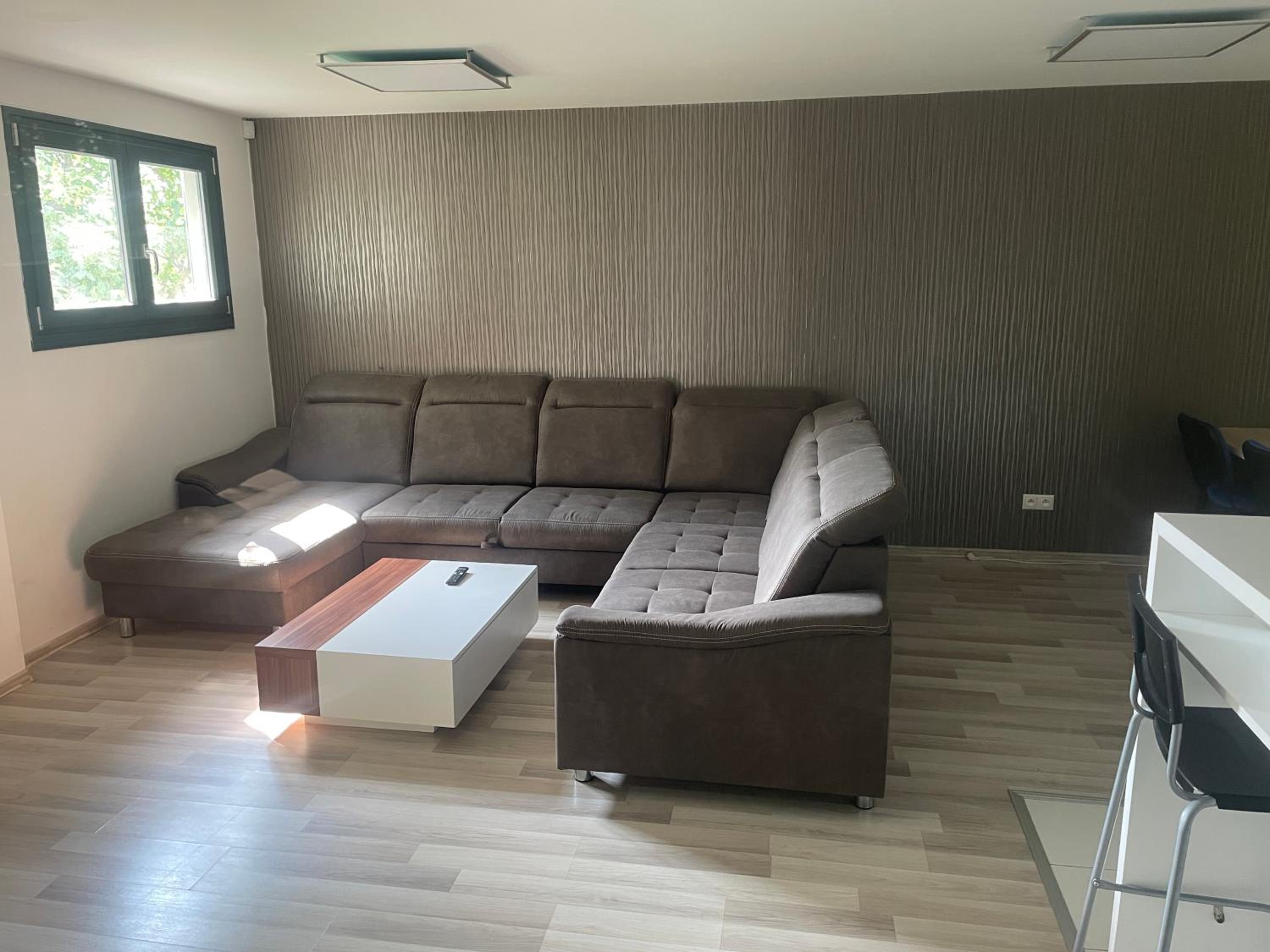 Luxusný apartmán s bezplatným parkovaním v objekte a self-checking view 5
