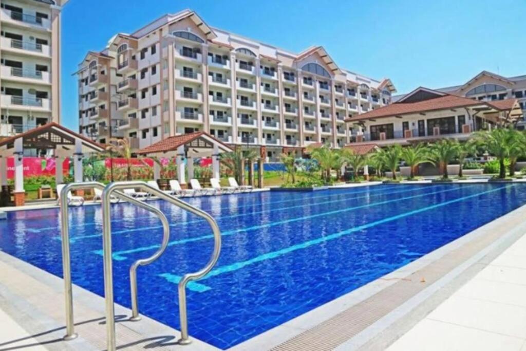 Spacious 2-Bedroom Condo in Taguig