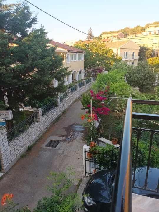 Nikol's appartment photo 4