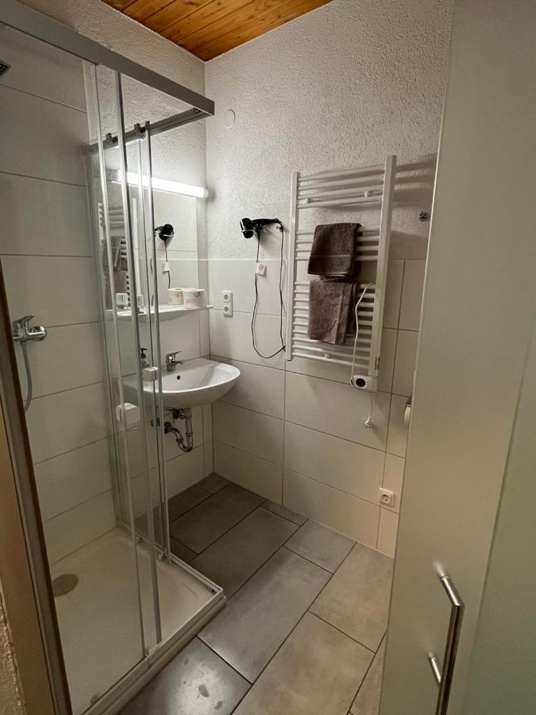 Pension Steiner, 6143 Matrei am Brenner!!Check-in between 15 - 21 o'clock!! No breakfast