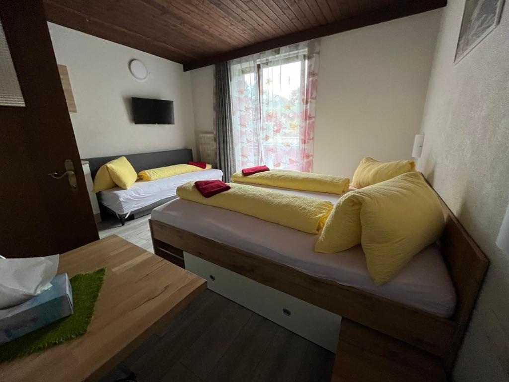 Pension Steiner, 6143 Matrei am Brenner!!Check-in between 15 - 21 o'clock!! No breakfast